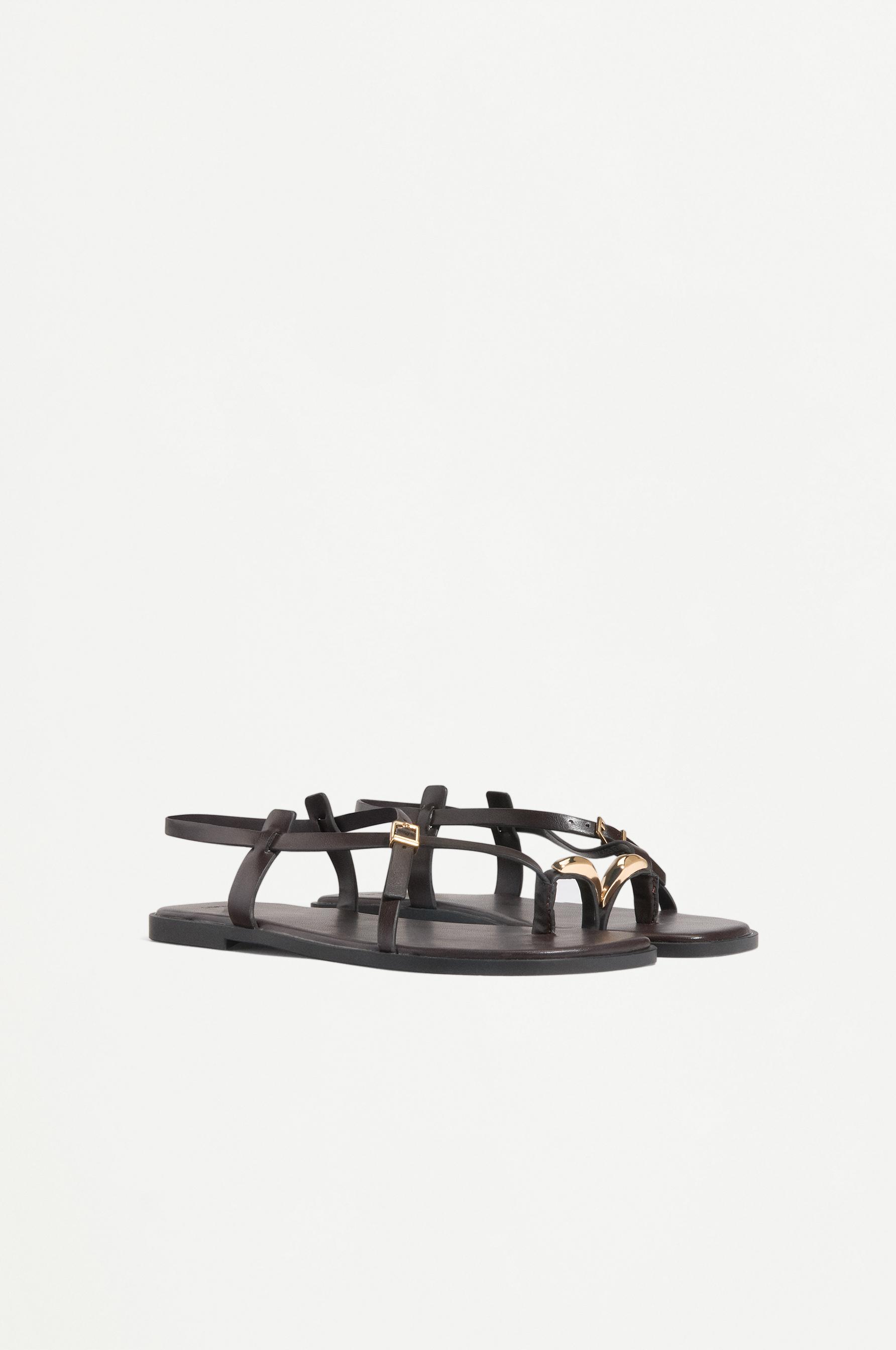 Flat slider sandal with metal detail — BROWN