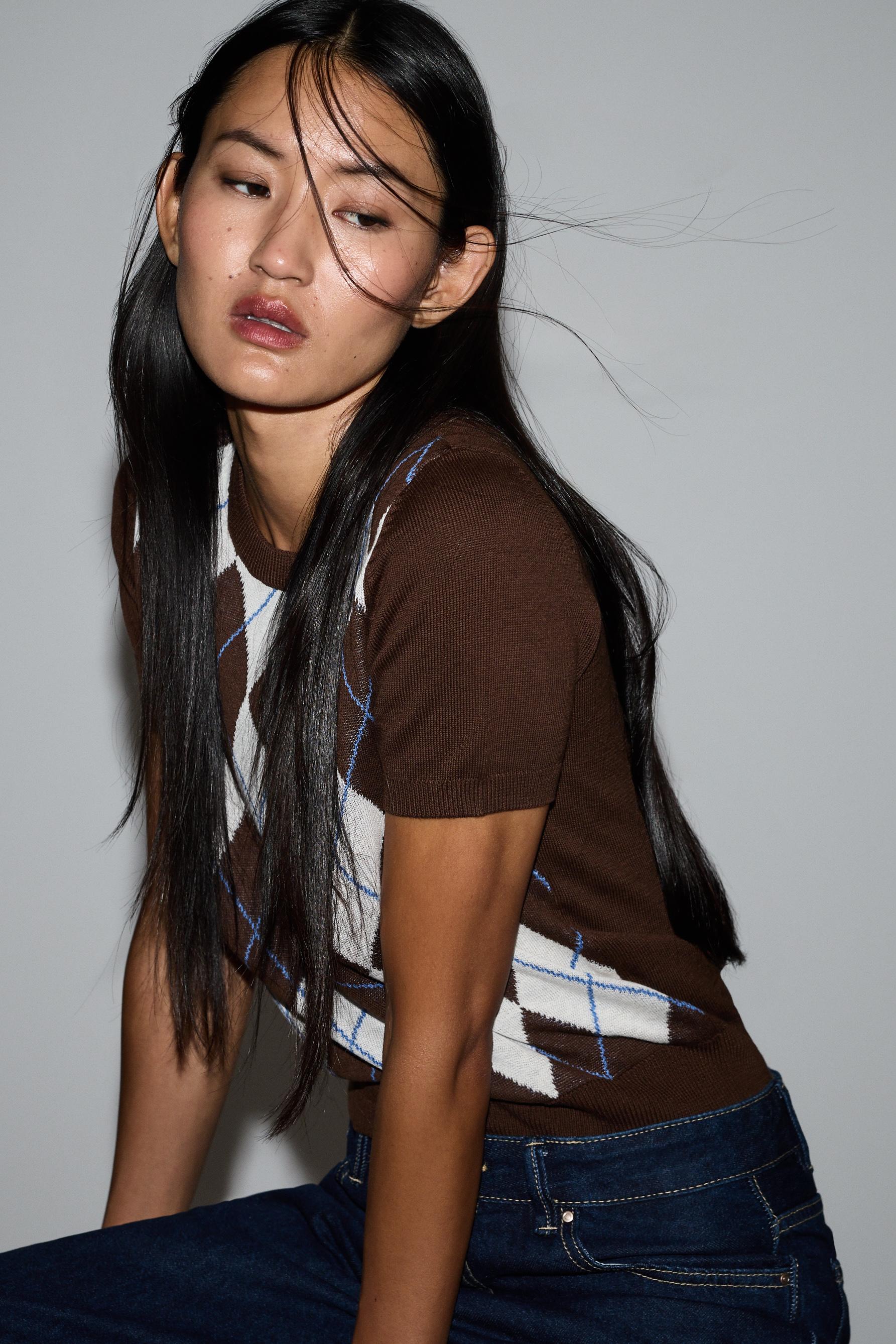 Argyle print sweater — BROWN