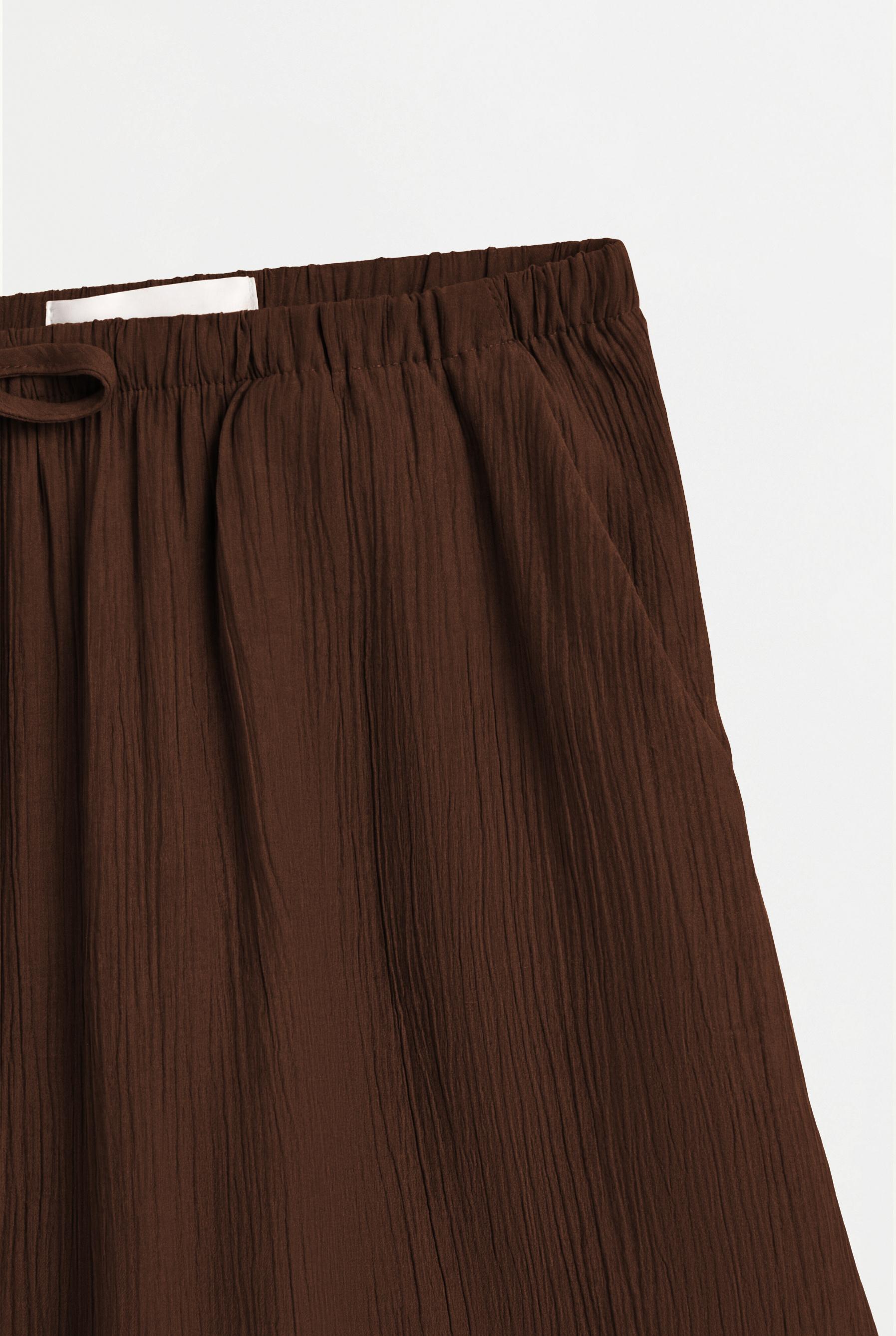 Textured shorts — OCHRE
