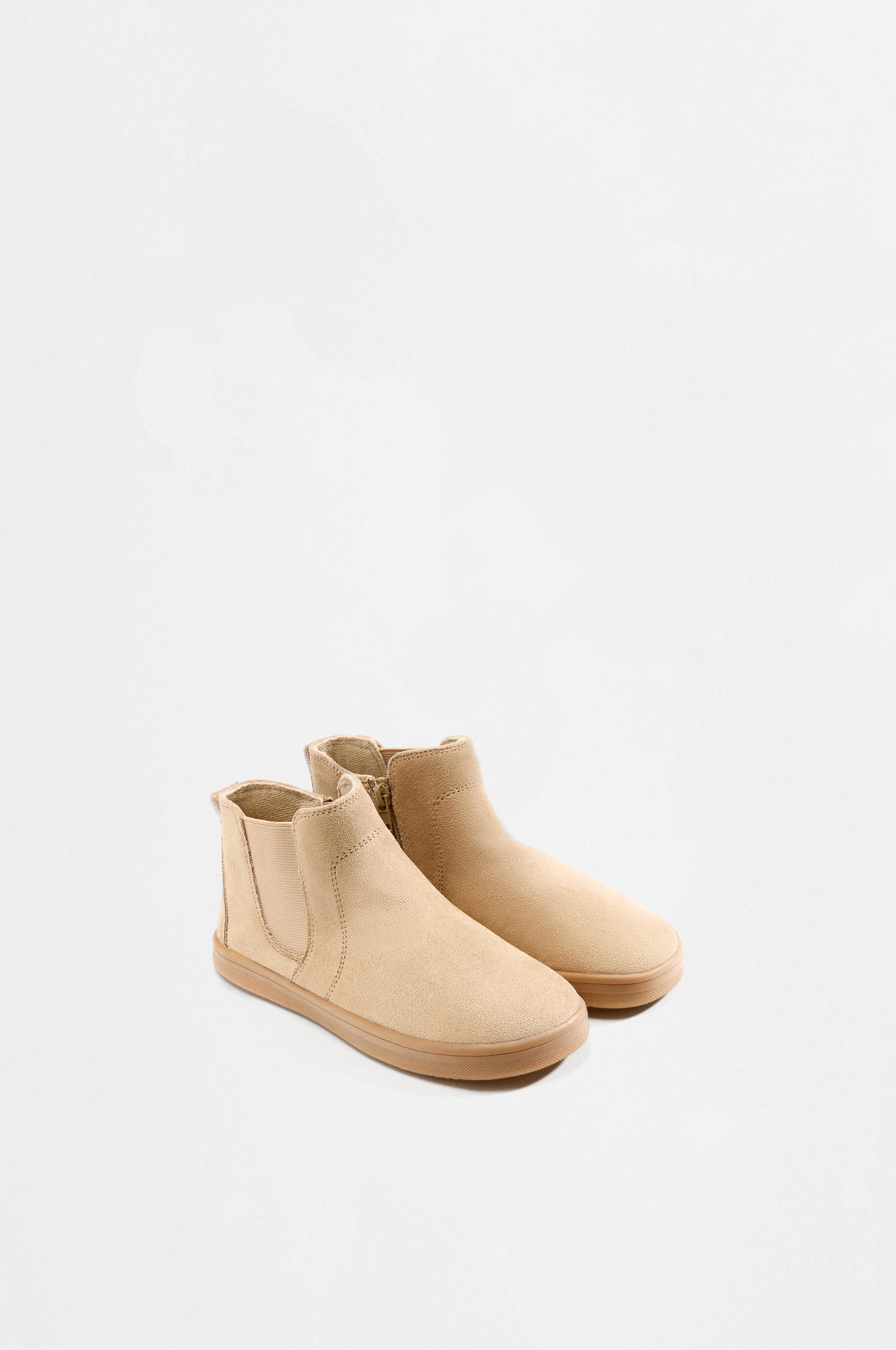 Barefoot chelsea boots — BEIGE
