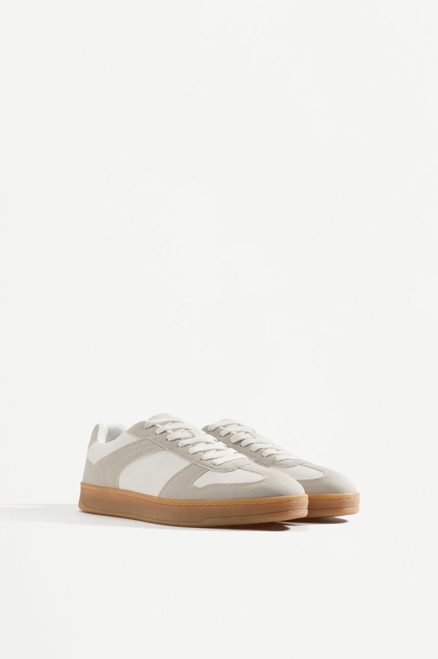 Retro sneakers — OTHERS
