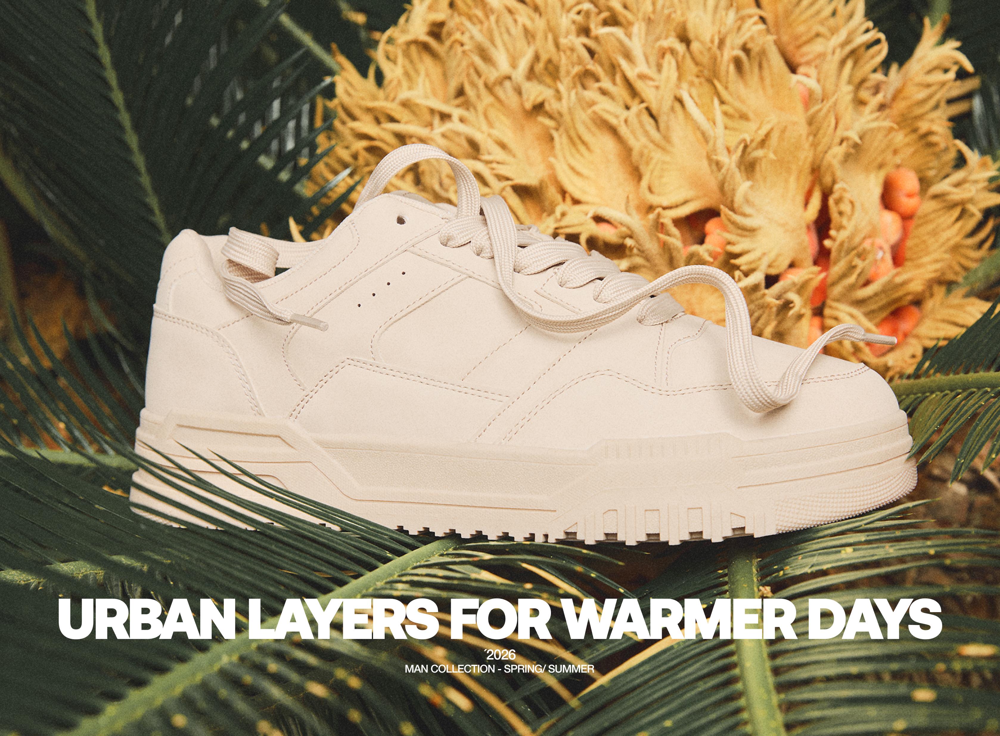 Retro sneaker with dice detail — WHITE