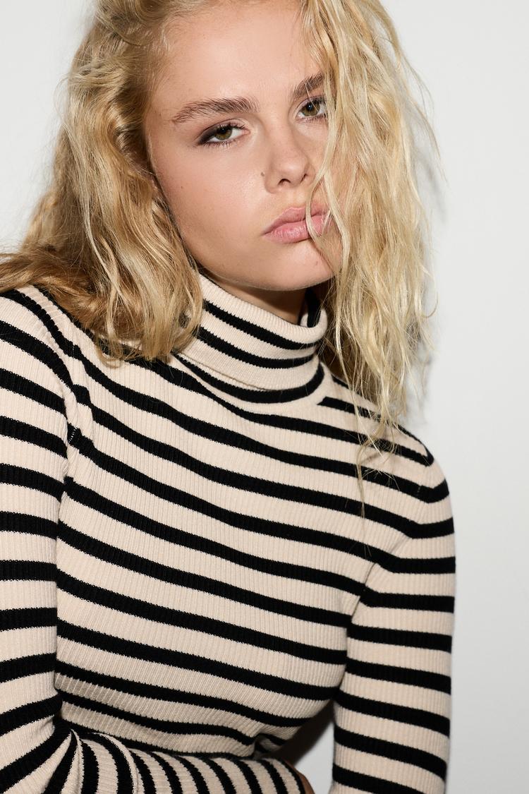 Ribbed high-neck sweater — WHITE/BLACK