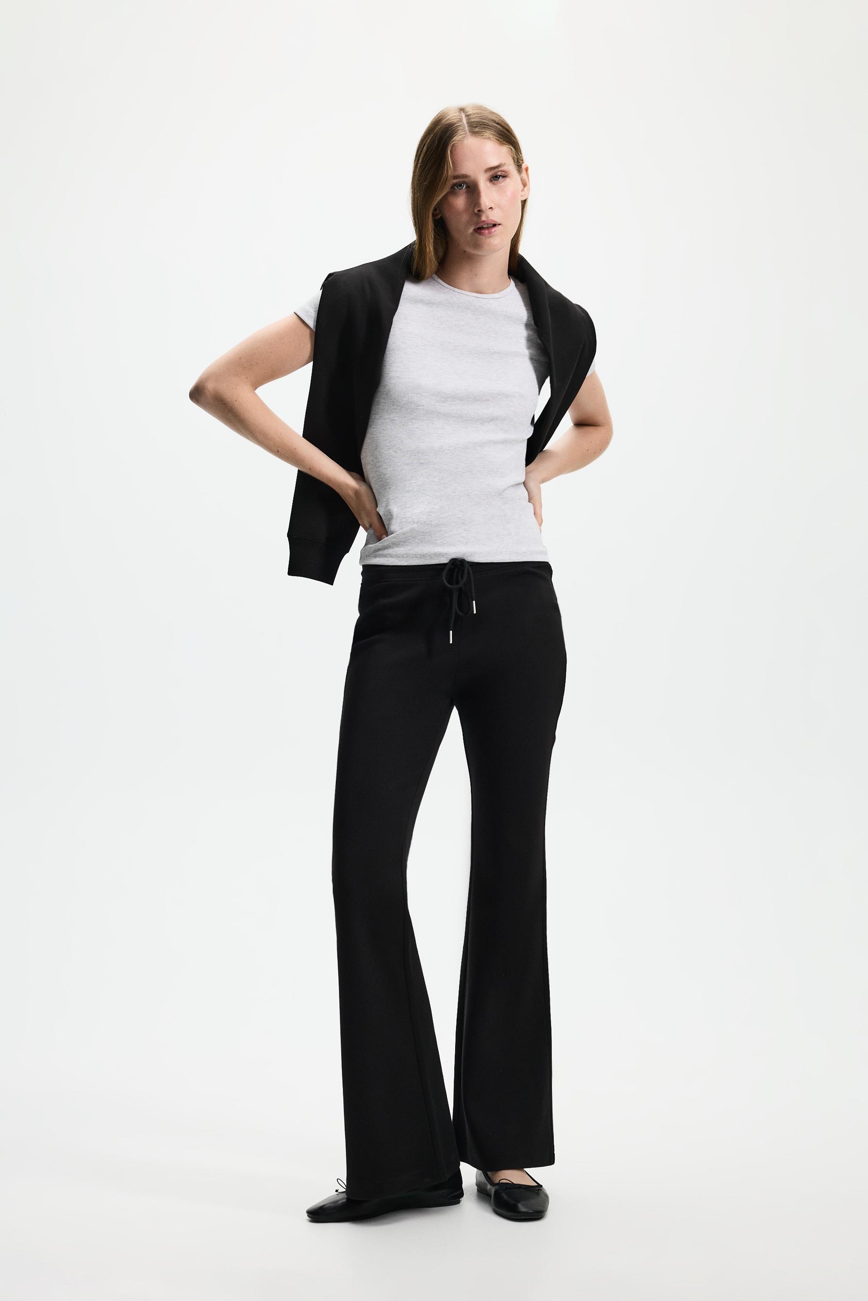 Basic interlock bell bottom trousers — BLACK
