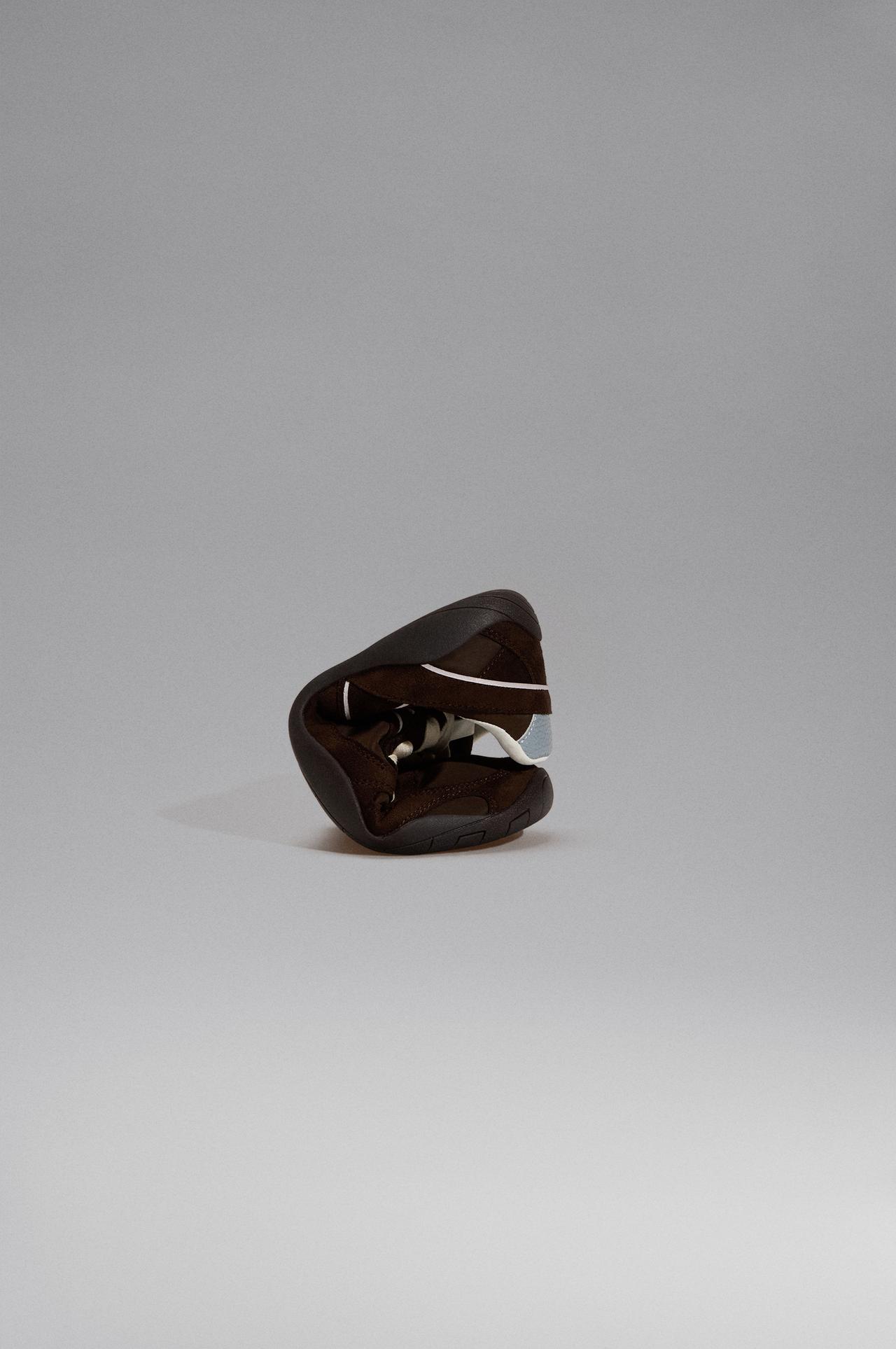 Barefoot Athletic Shoes — BROWN