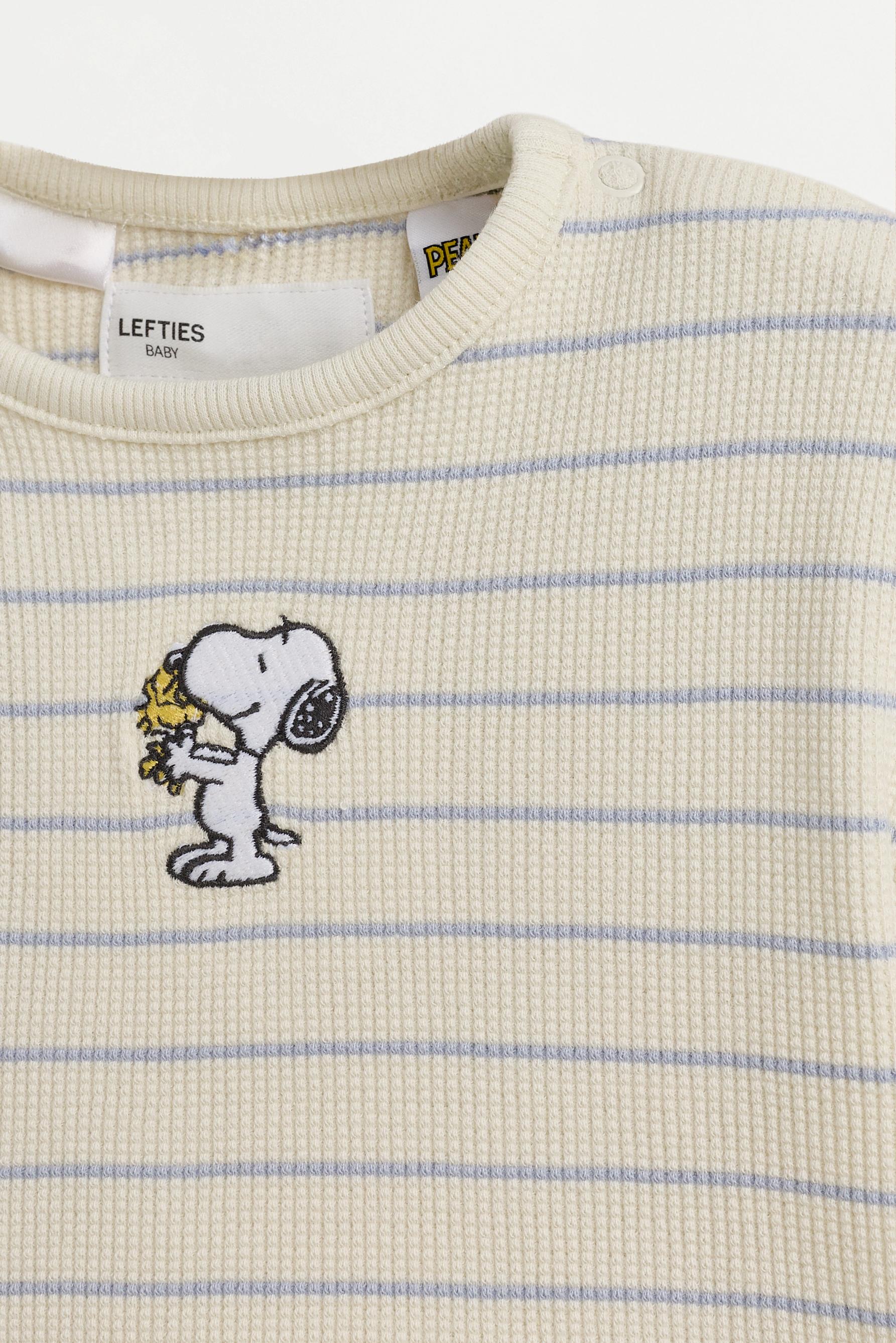 Snoopy Peanuts™ waffle-knit T-shirt and Bermuda shorts co-ord — WHITE