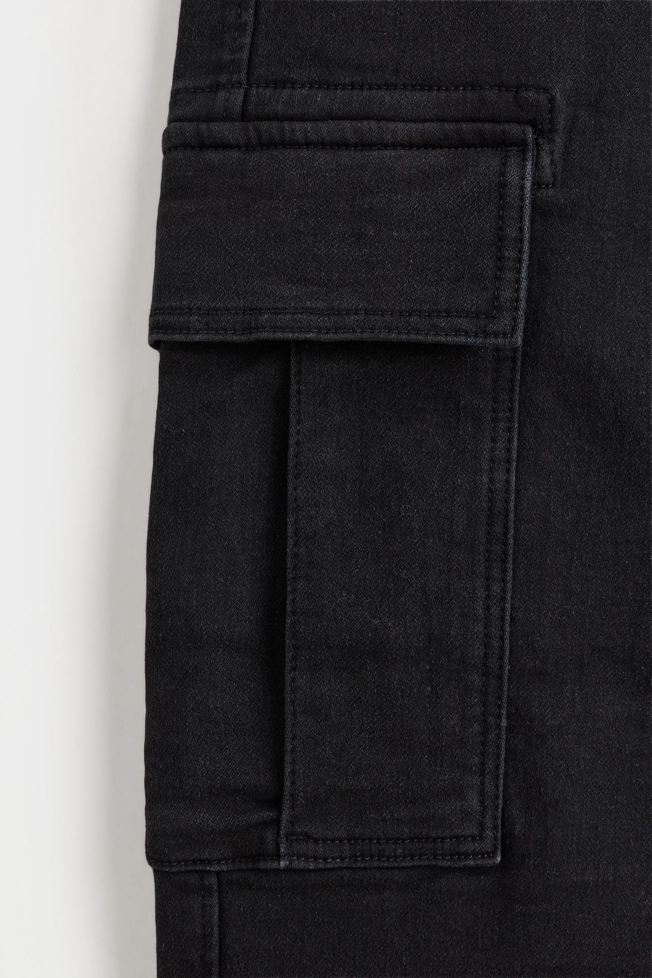 Cargo jogger jeans — BLACK