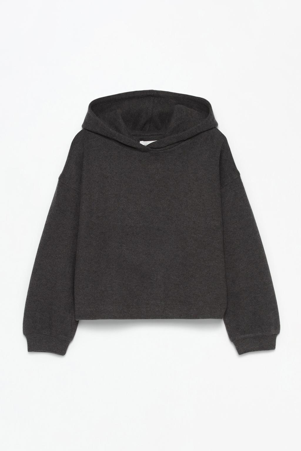 Kesim detaylı kapüşonlu sweatshirt