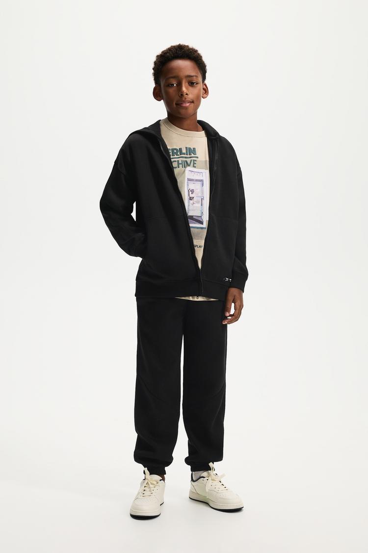 Zip-up sweatshirt — BLACK