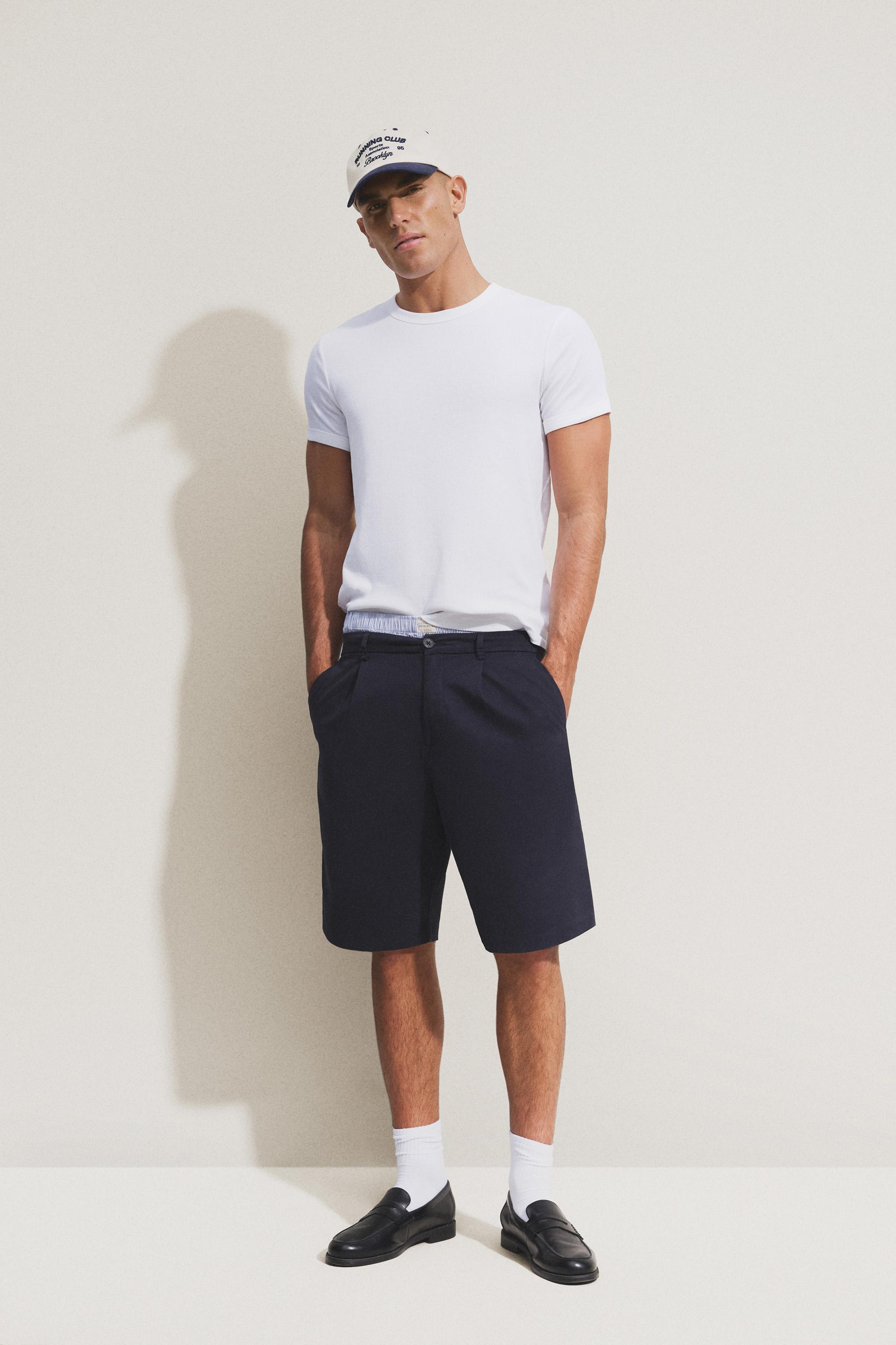 Pleated chino Bermuda shorts — NAVY BLUE