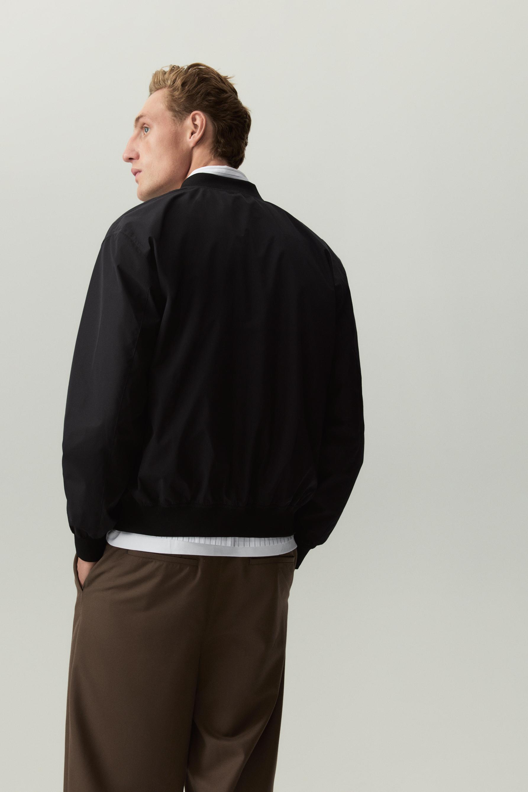 Bomber jacket — BLACK