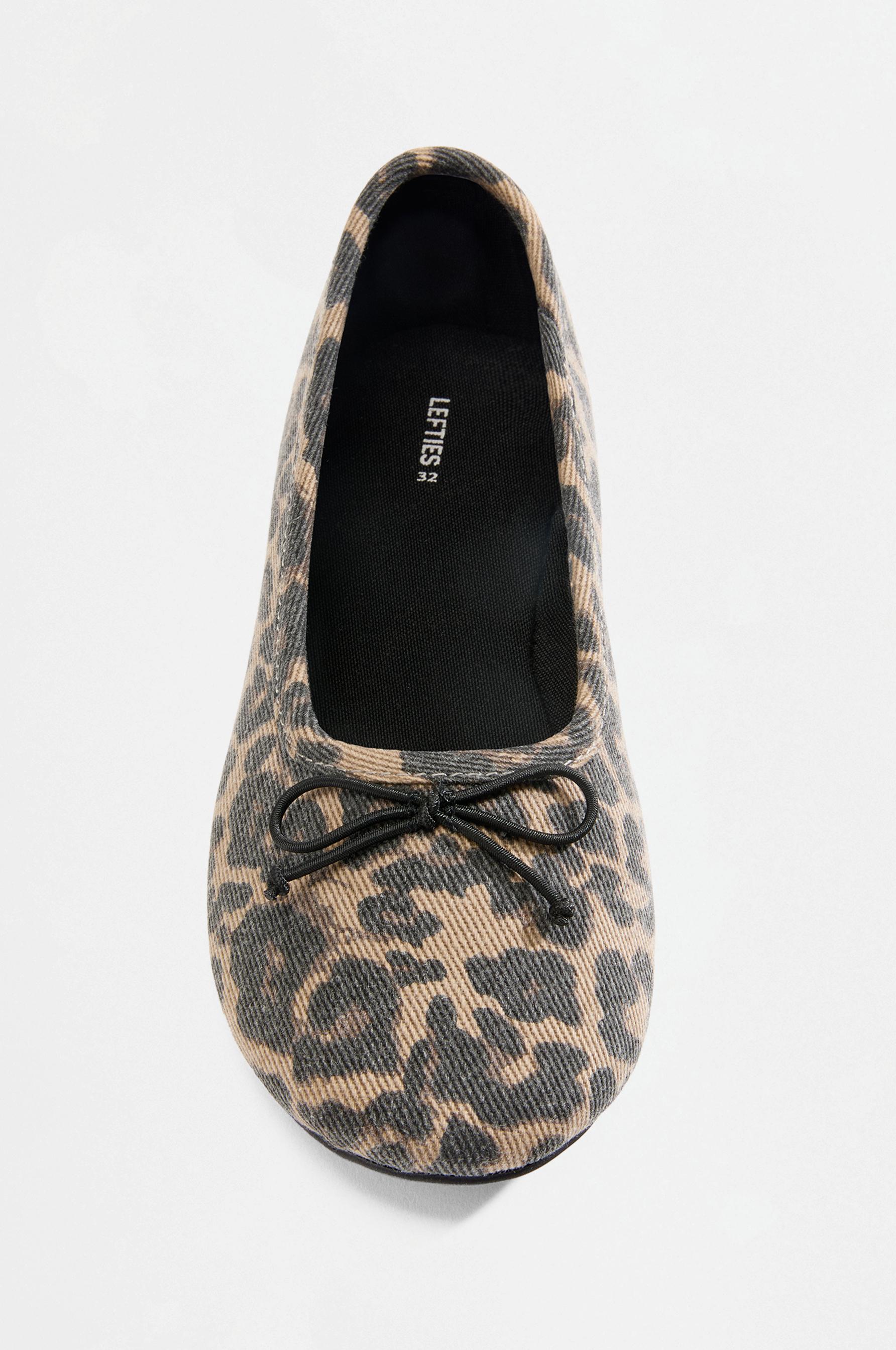 Animal print ballet flats — LEOPARD