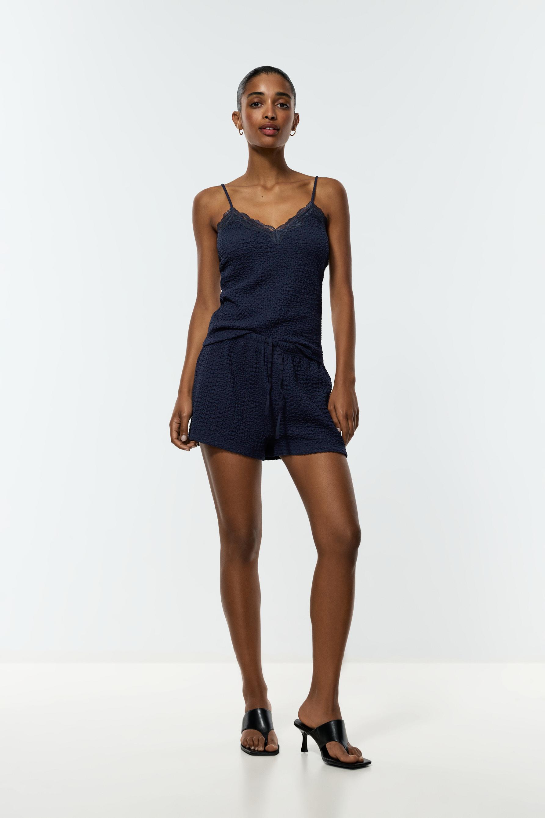 Textured shorts — NAVY