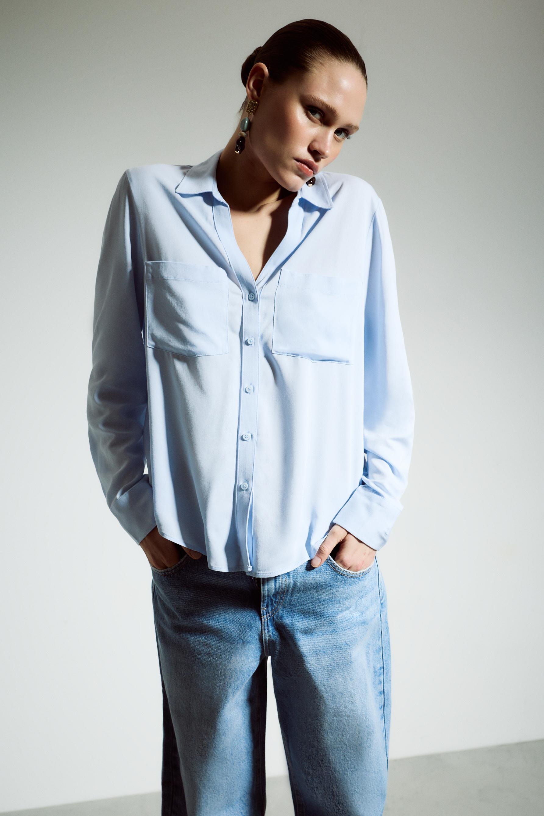 Camisa básica fluida