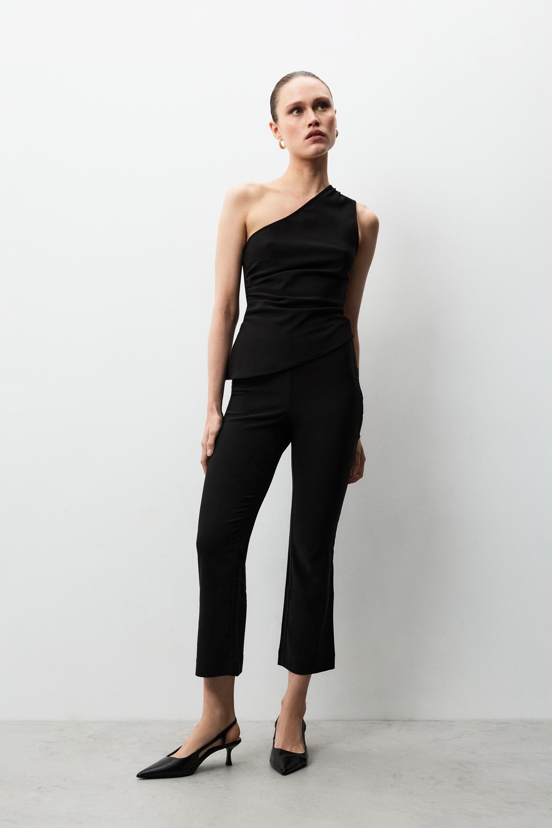 Pantalón mini flare