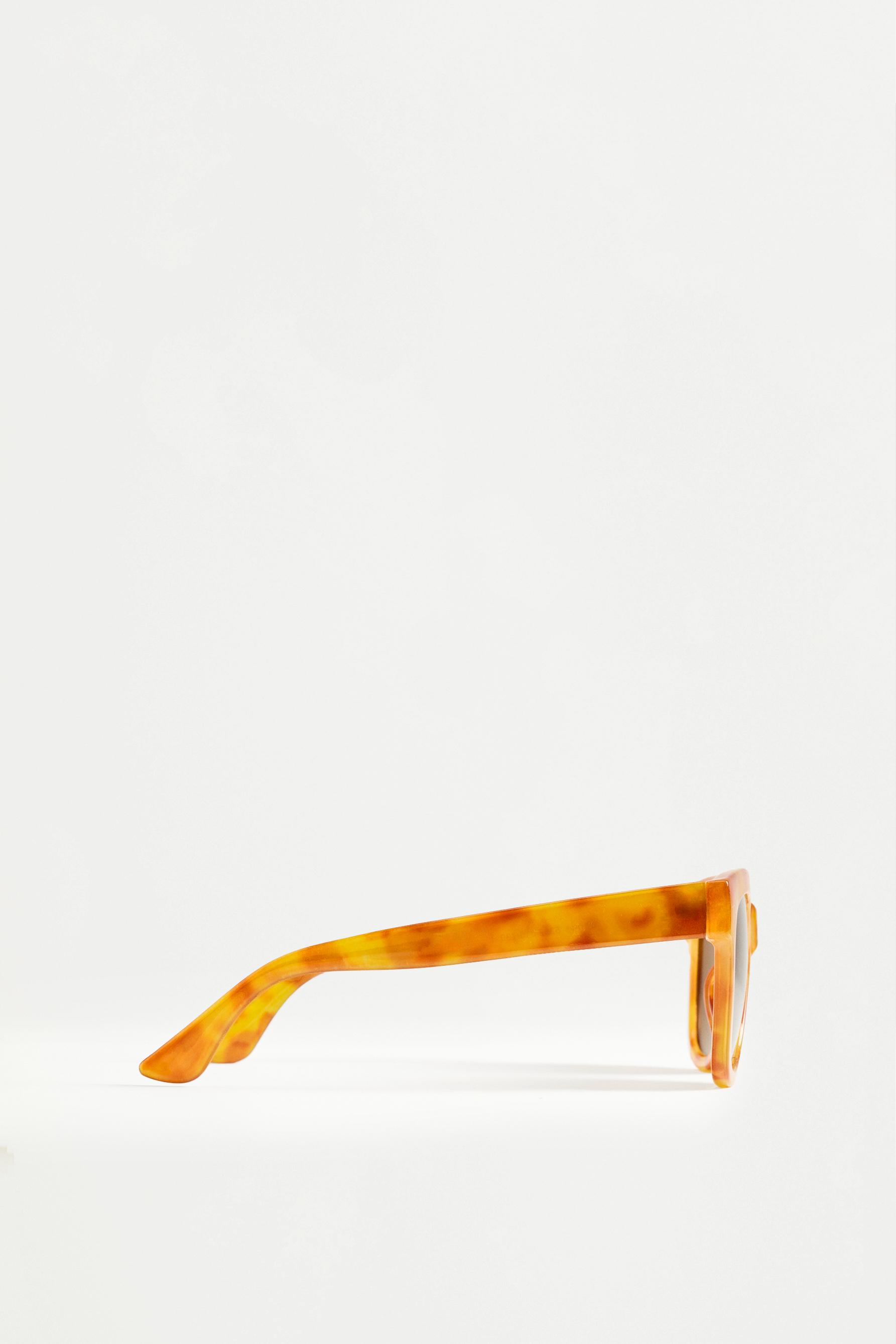 Oversized square sunglasses — PALE BROWN