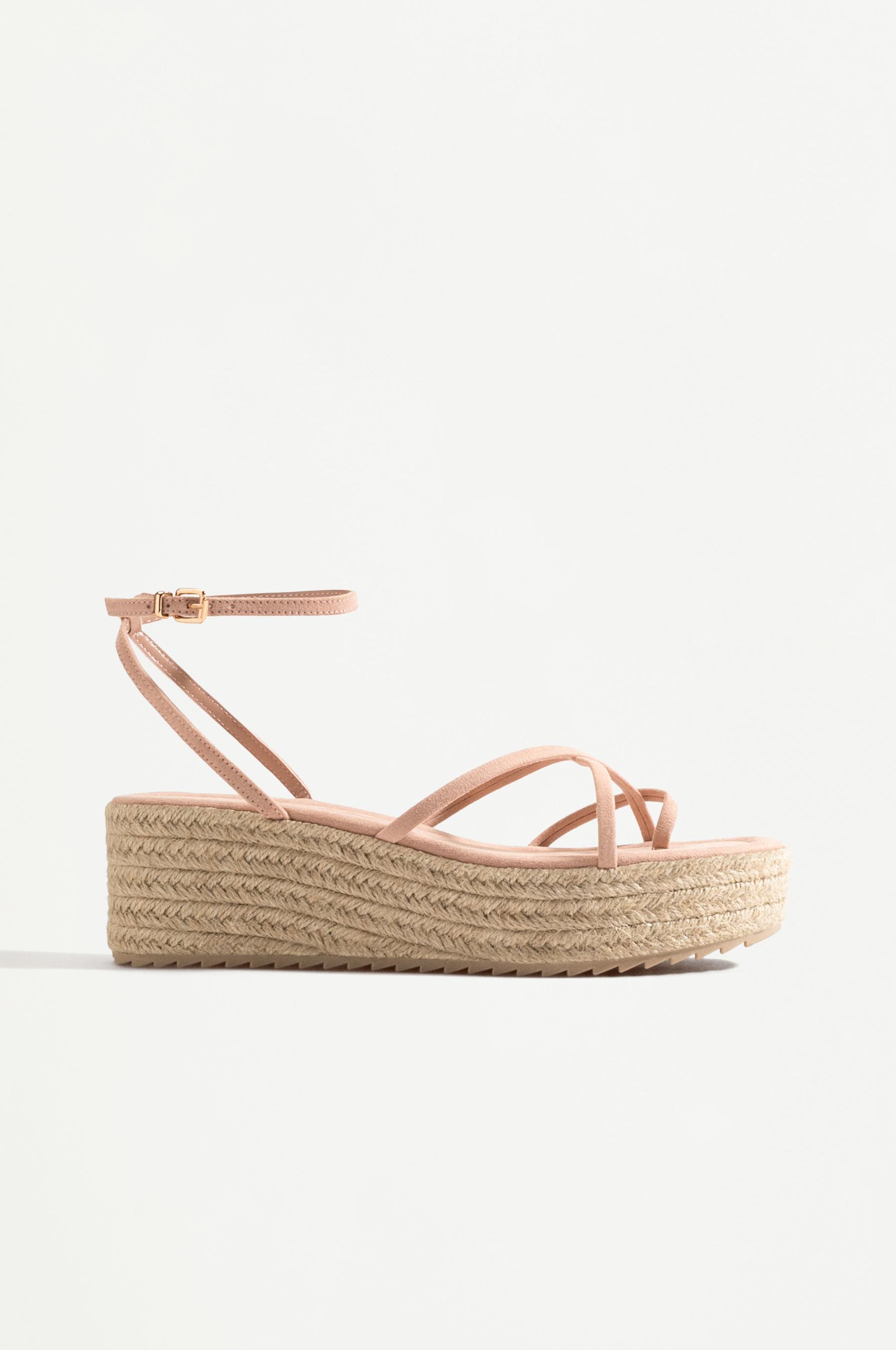 Sandalia Plataforma Tiras