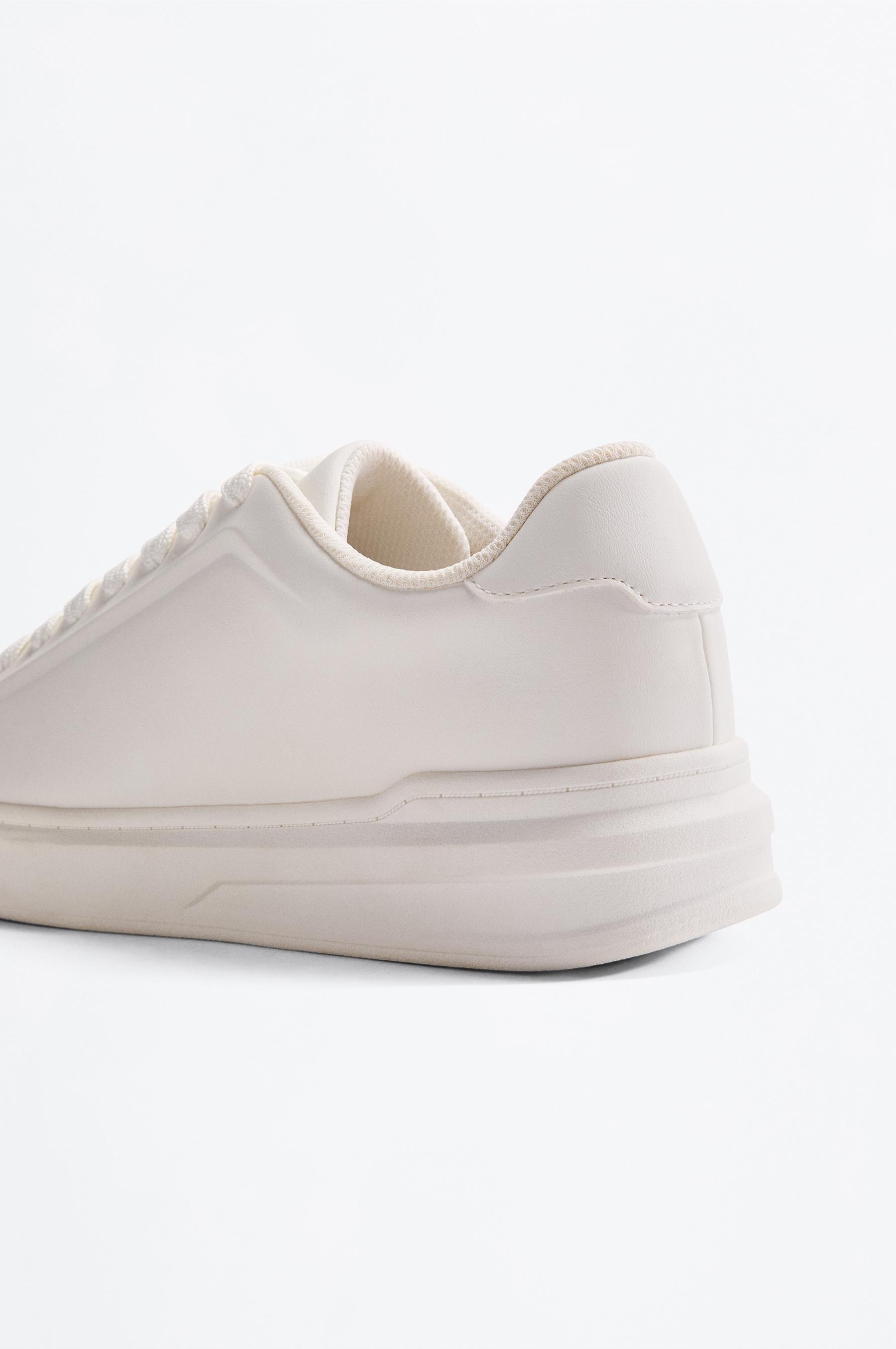 Casual sneakers — WHITE