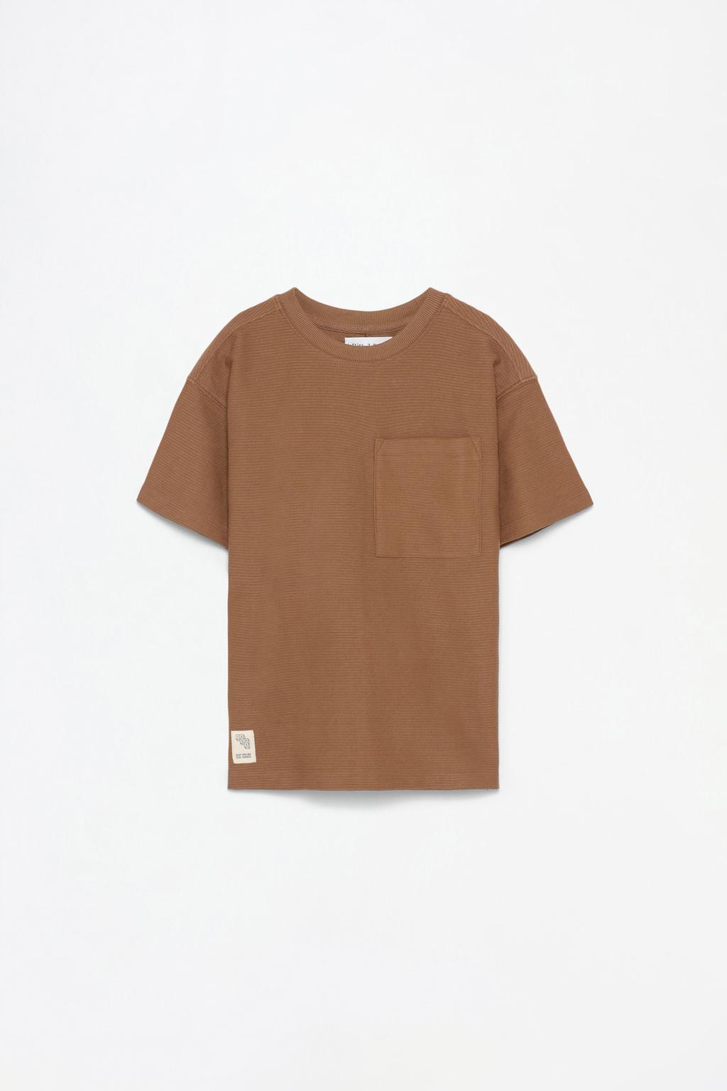 Rustic T-shirt with pocket