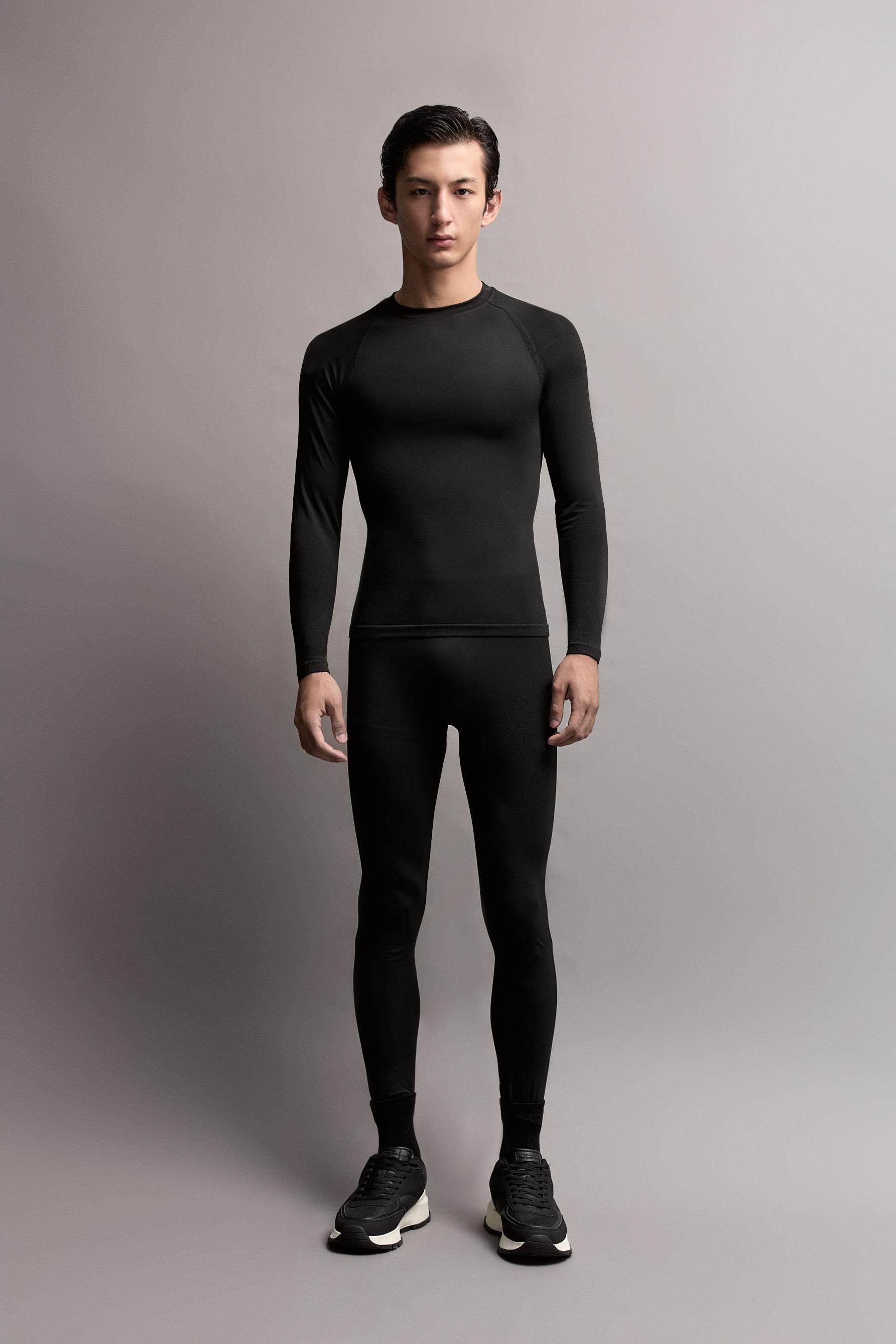 Lightweight thermal insulation T-shirt (-4ºC to 9ºC) — BLACK