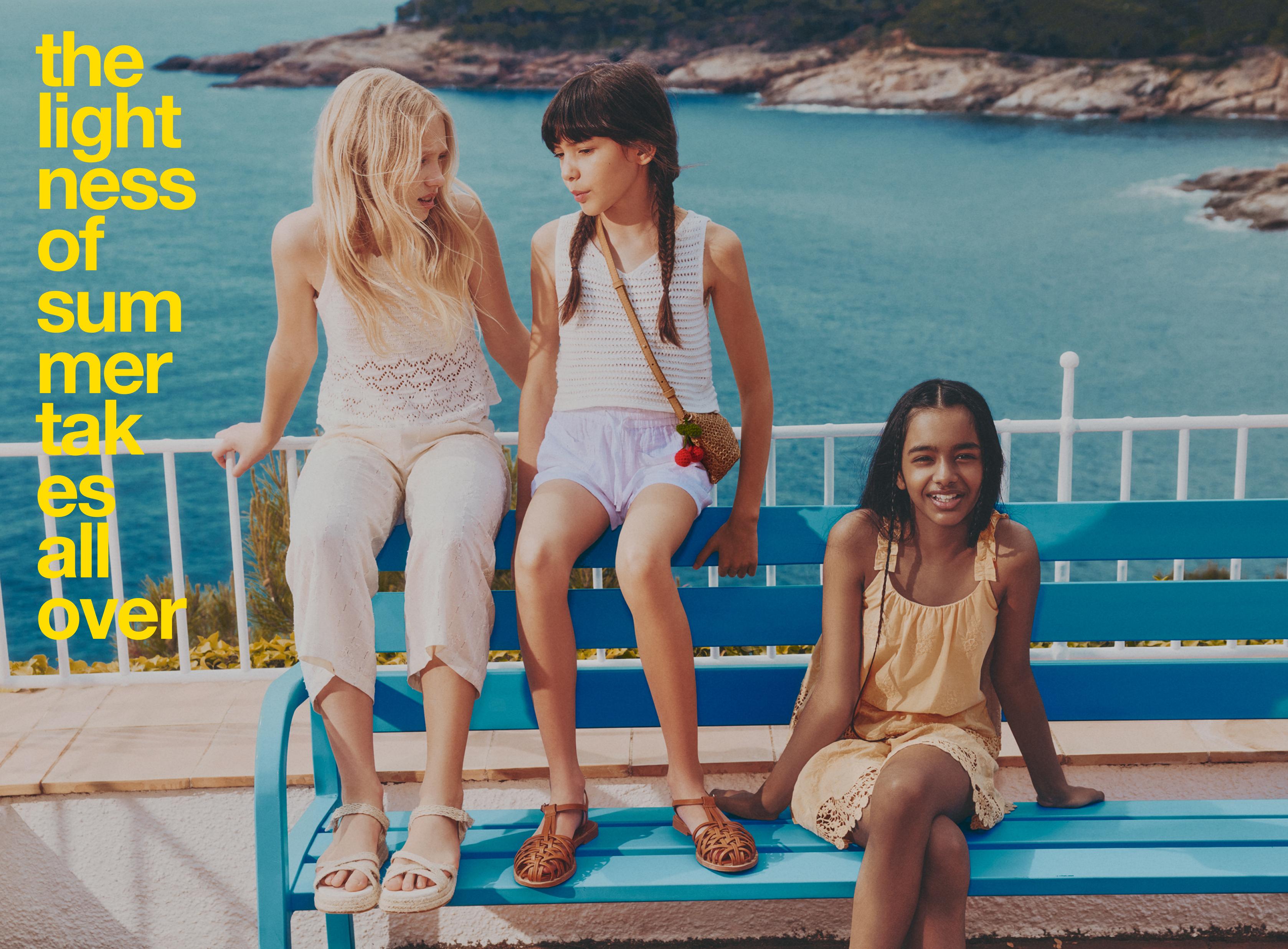 Border print top — OCHRE