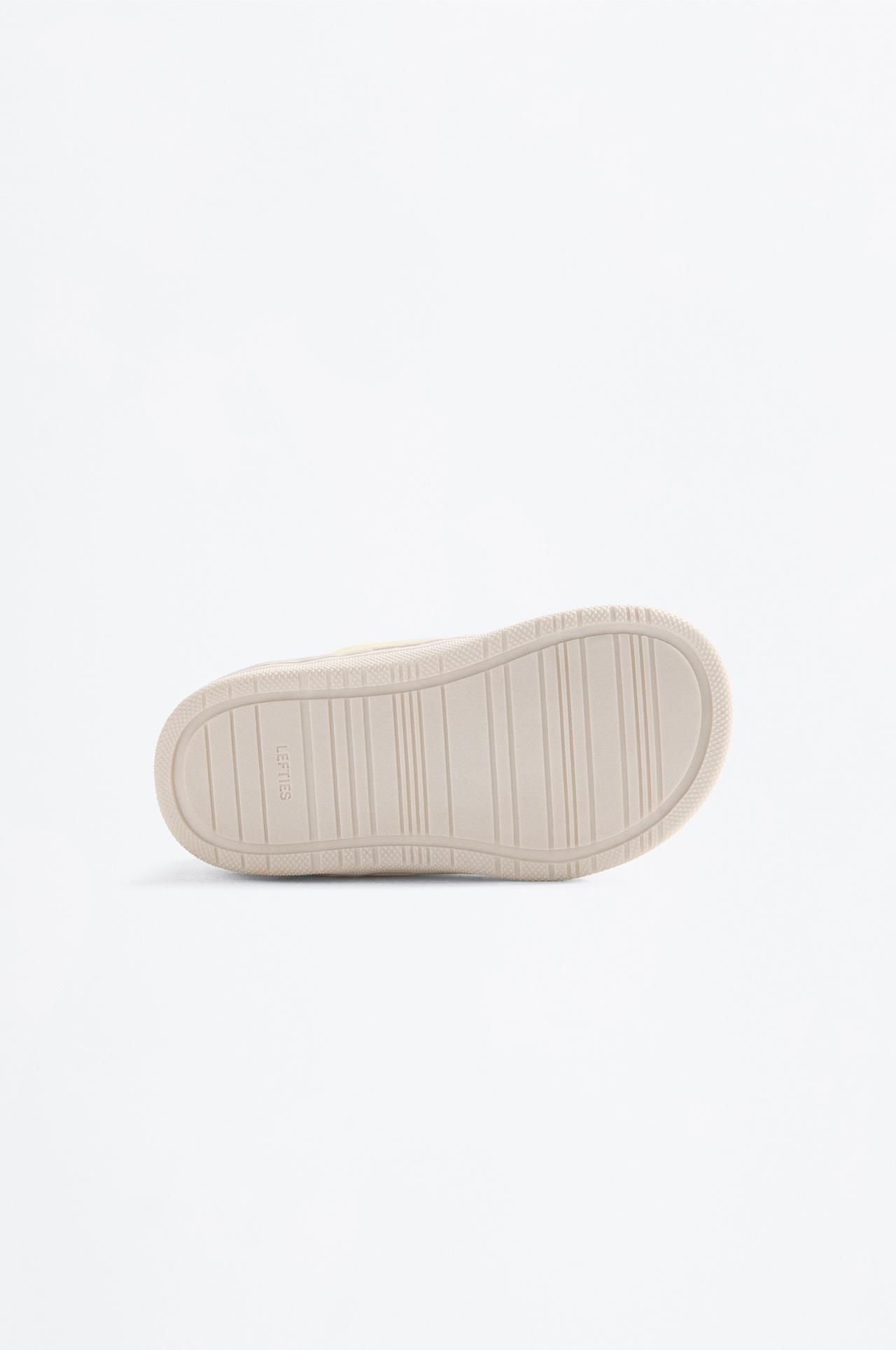 Barefoot Sport Shoe — MULTI-COLOURED