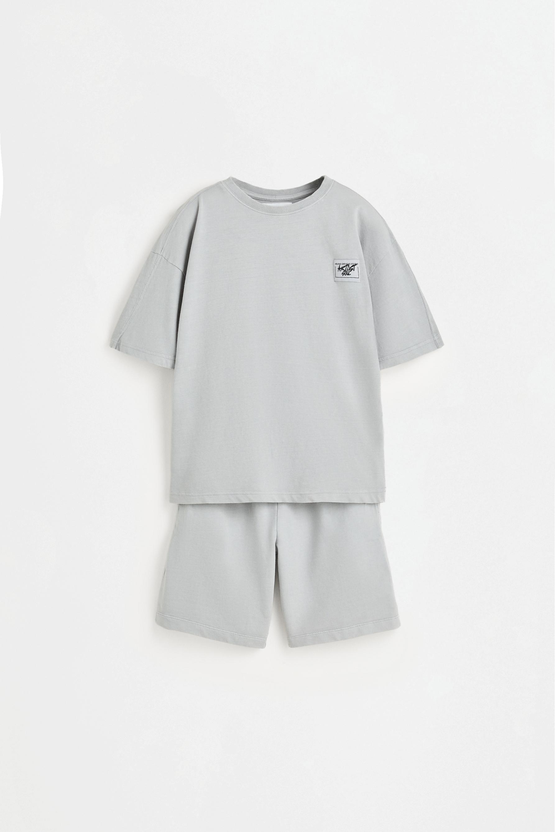Set efecto lavado camiseta y bermuda