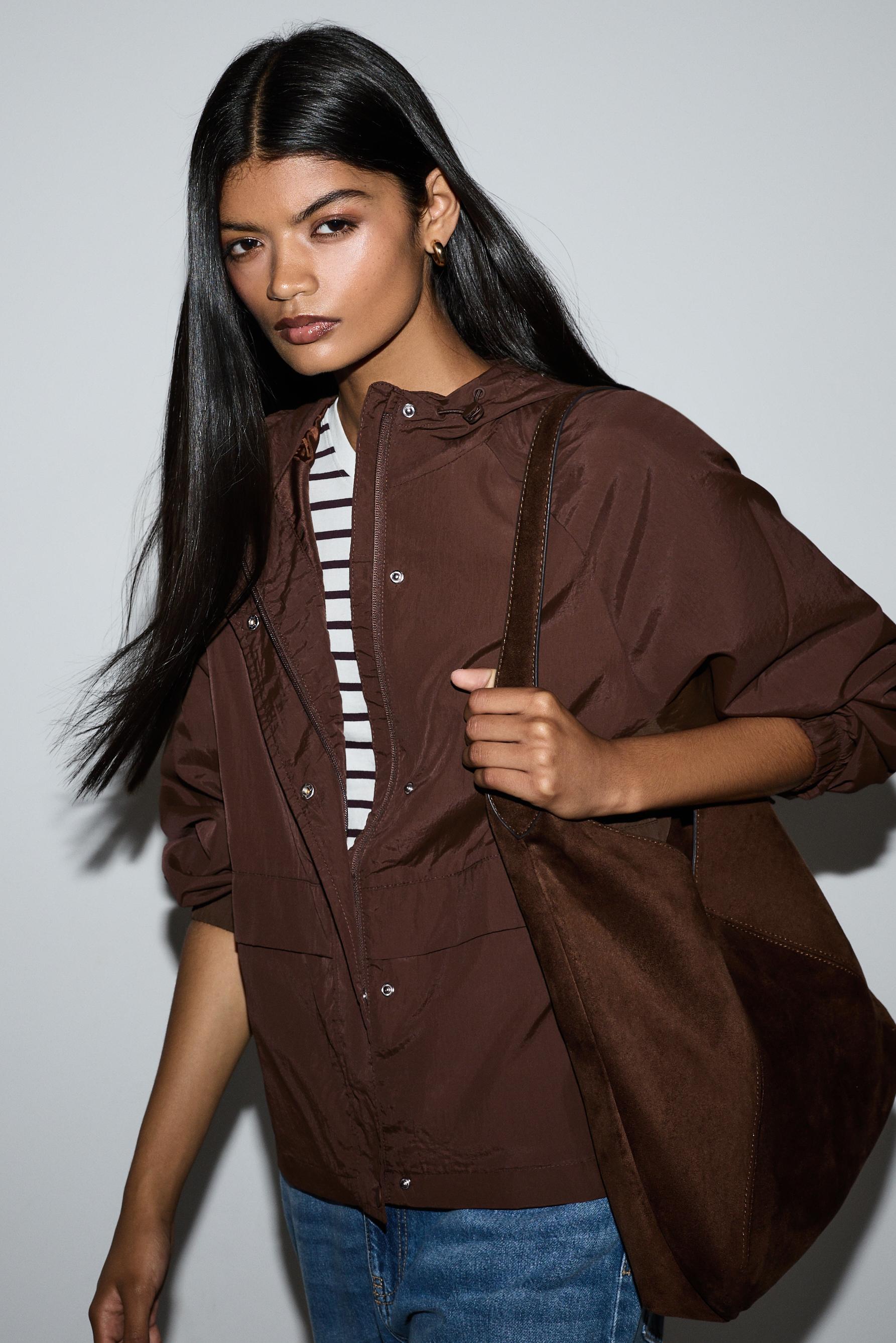 Cropped hooded windbreaker — CHOCOLATE