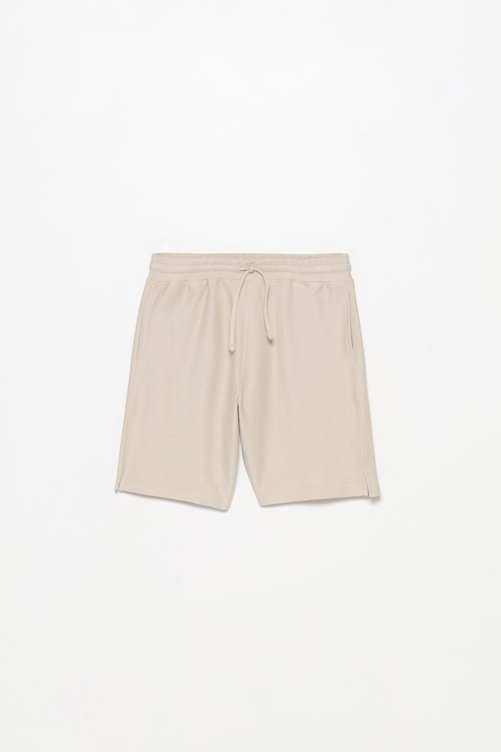 Textured jogger Bermuda shorts