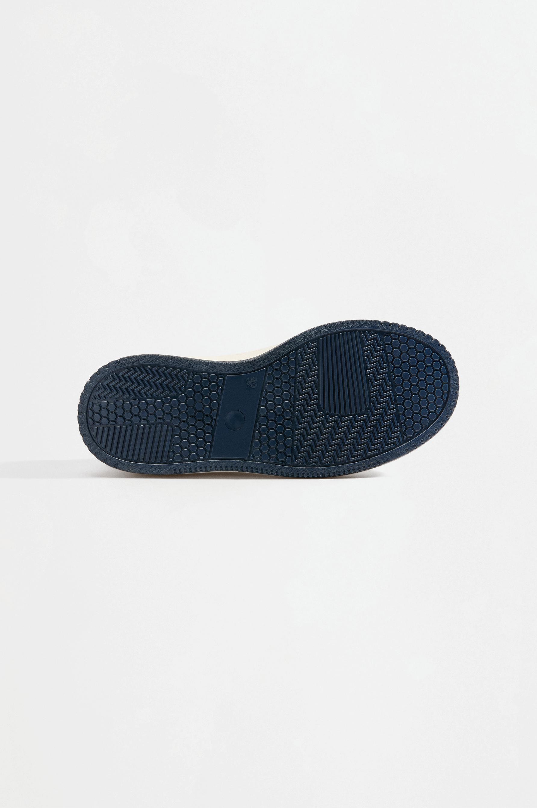 Retro sneakers — WHITE