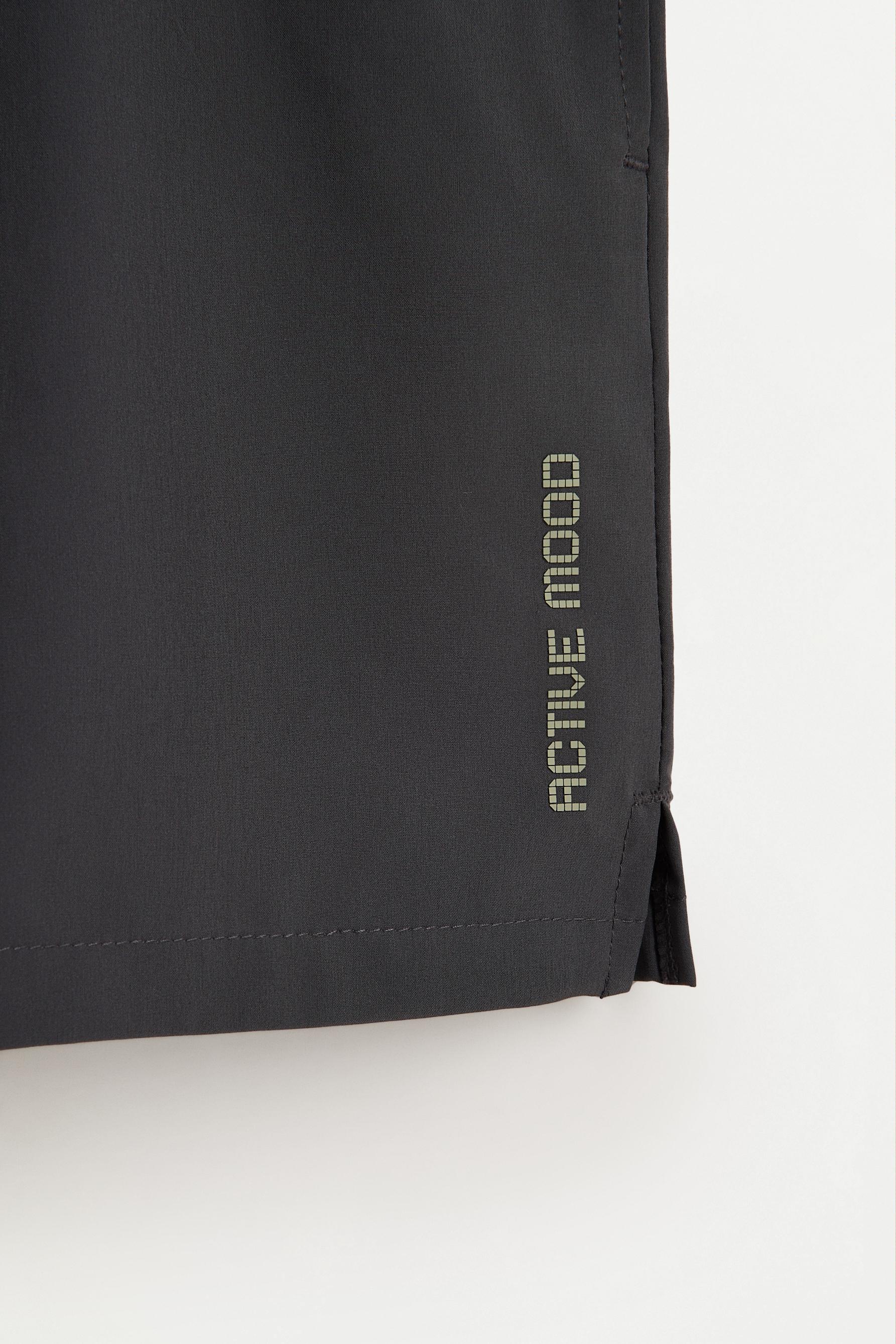 Bermuda sports shorts — LEAD