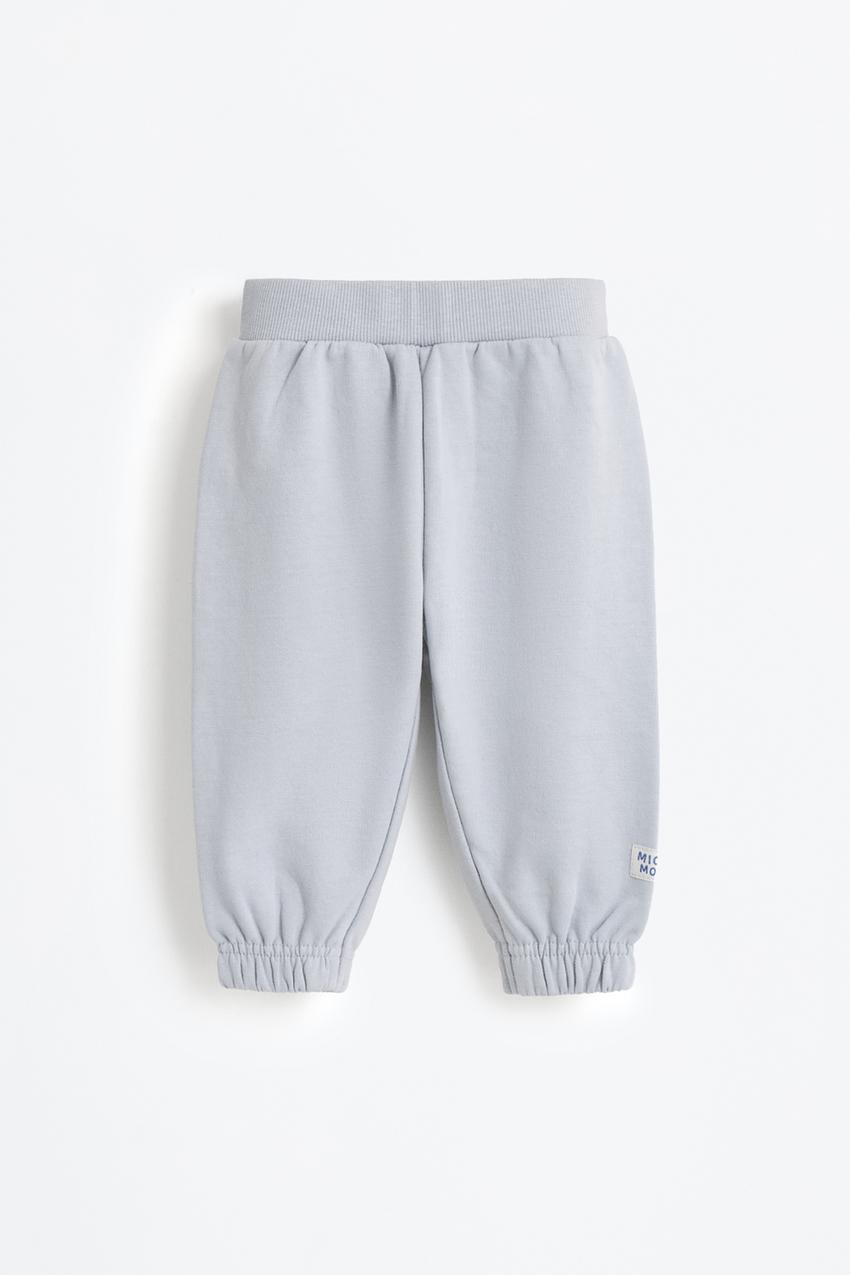 Conjunto Mickey Mouse ©Disney sudadera y pantalón felpa