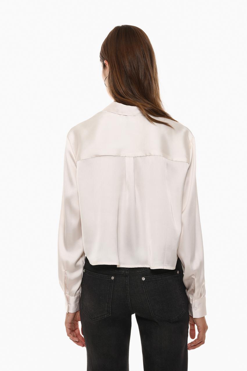 Camisa cropped satinada Riñonera y Porta móvil BOLSOS Mujer