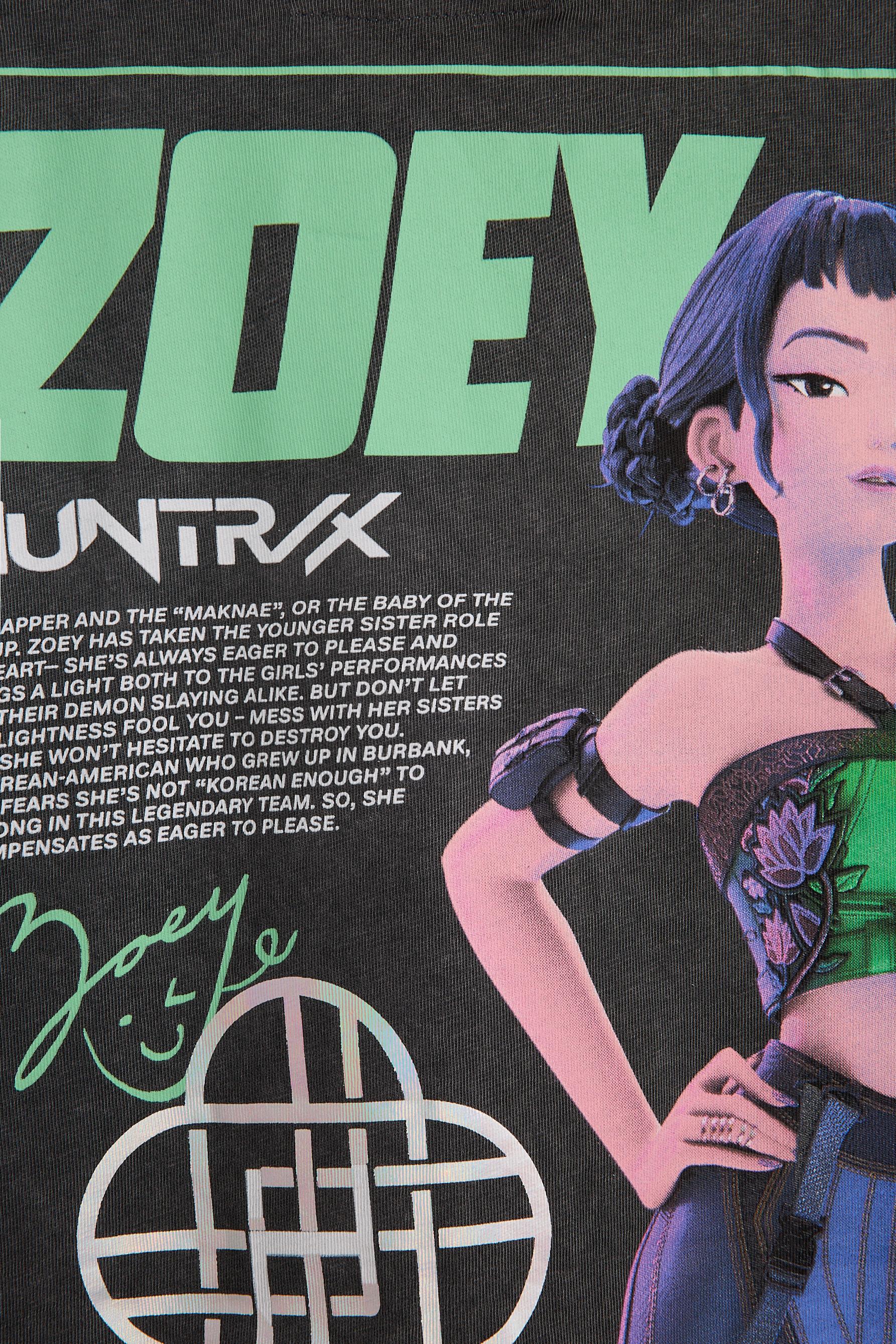 Zoey Huntrix K-Pop Demon Hunters™/© Netflix T-shirt — ANTHRACITE GREY