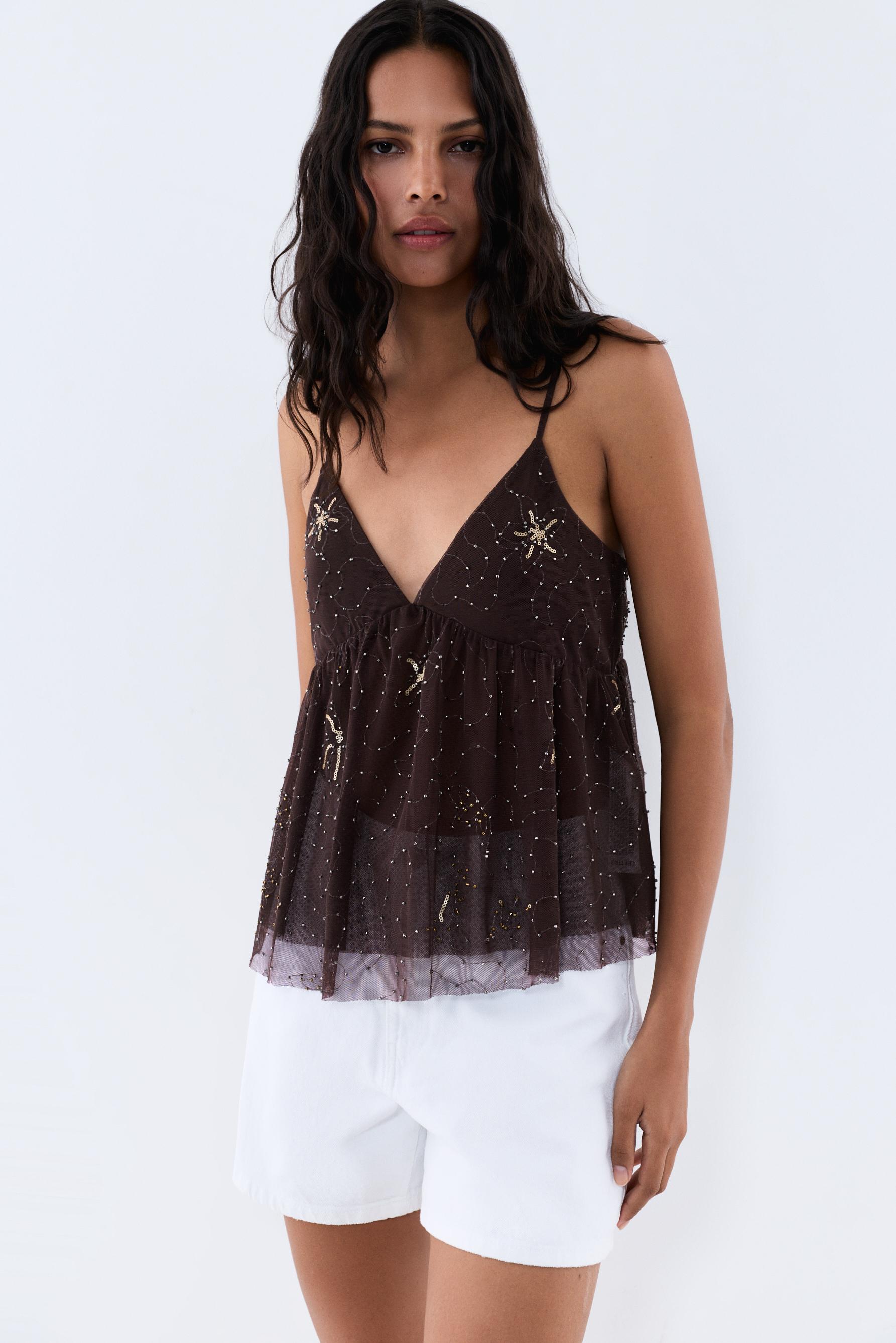 Rhinestone embroidered top — BROWN