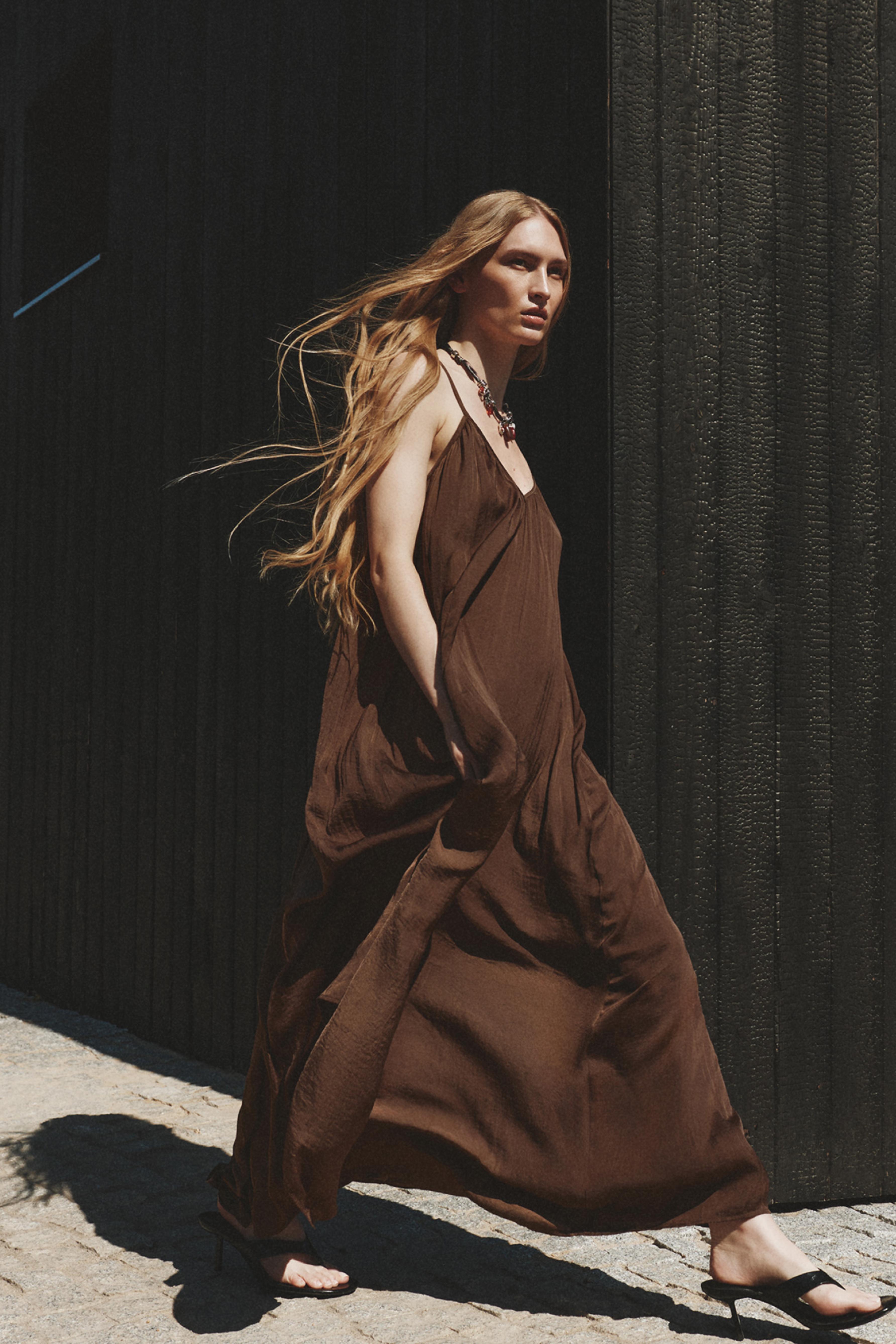 Satin midi dress — BROWN