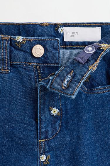 Floral embroidered bell bottom jeans — INDIGO 5