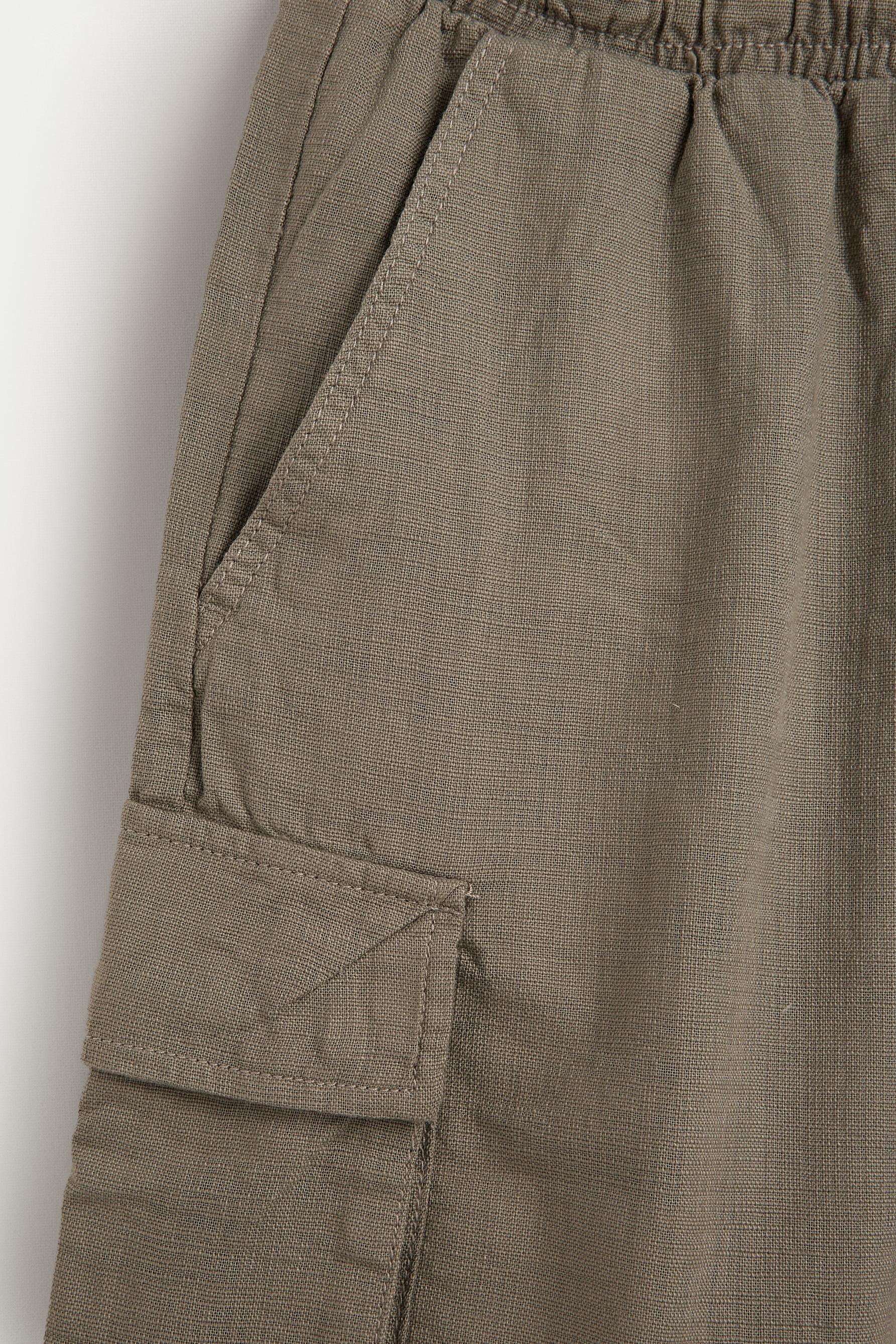 Rustic cargo Bermuda joggers — KHAKI