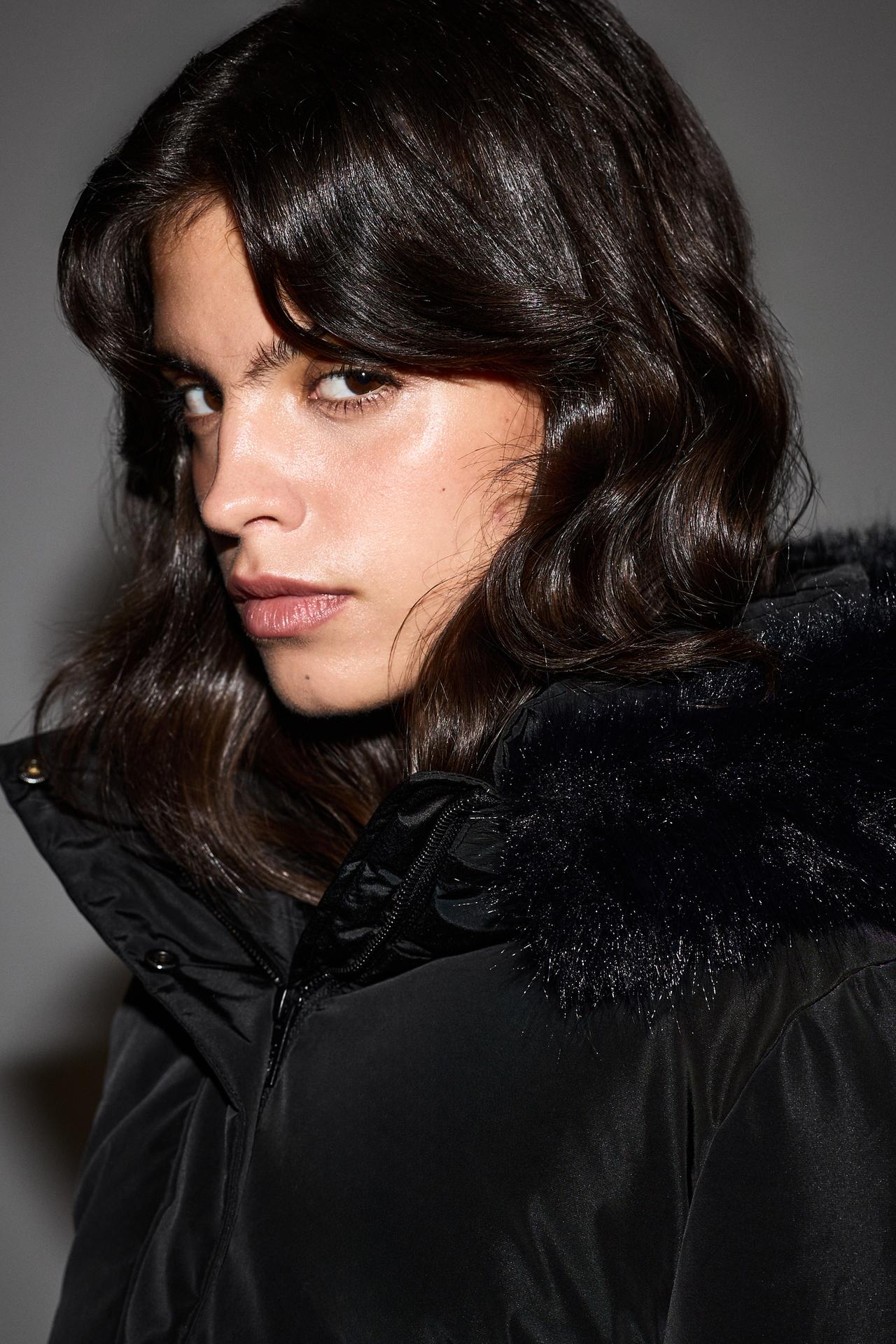 Quilted hooded anorak — BLACK