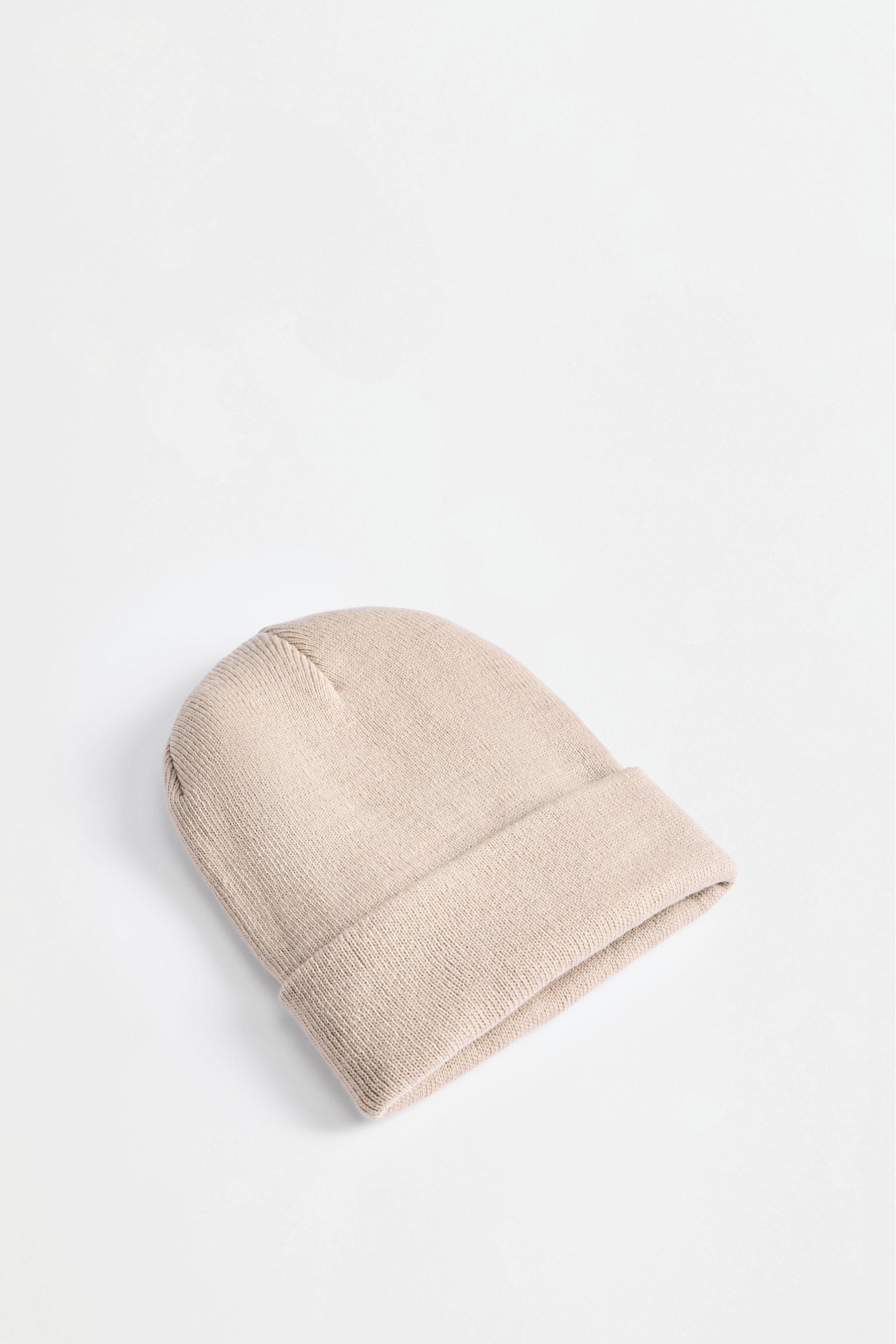 Basic beanie — BEIGE