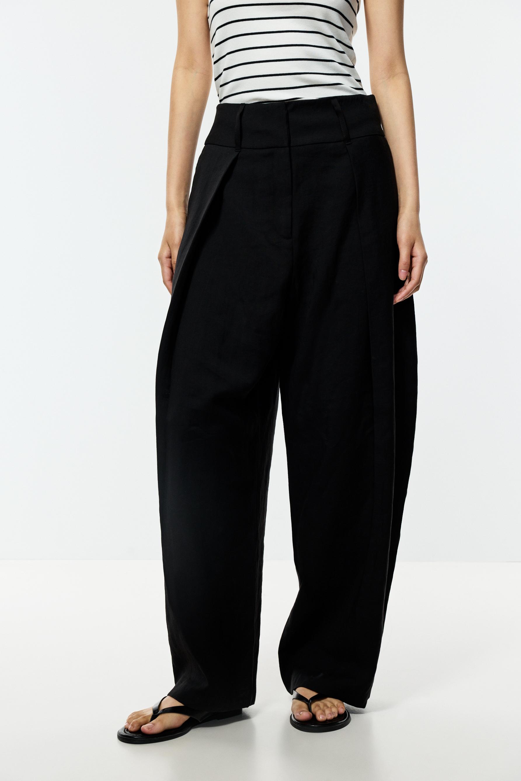 Barrel trousers with darts — BLACK