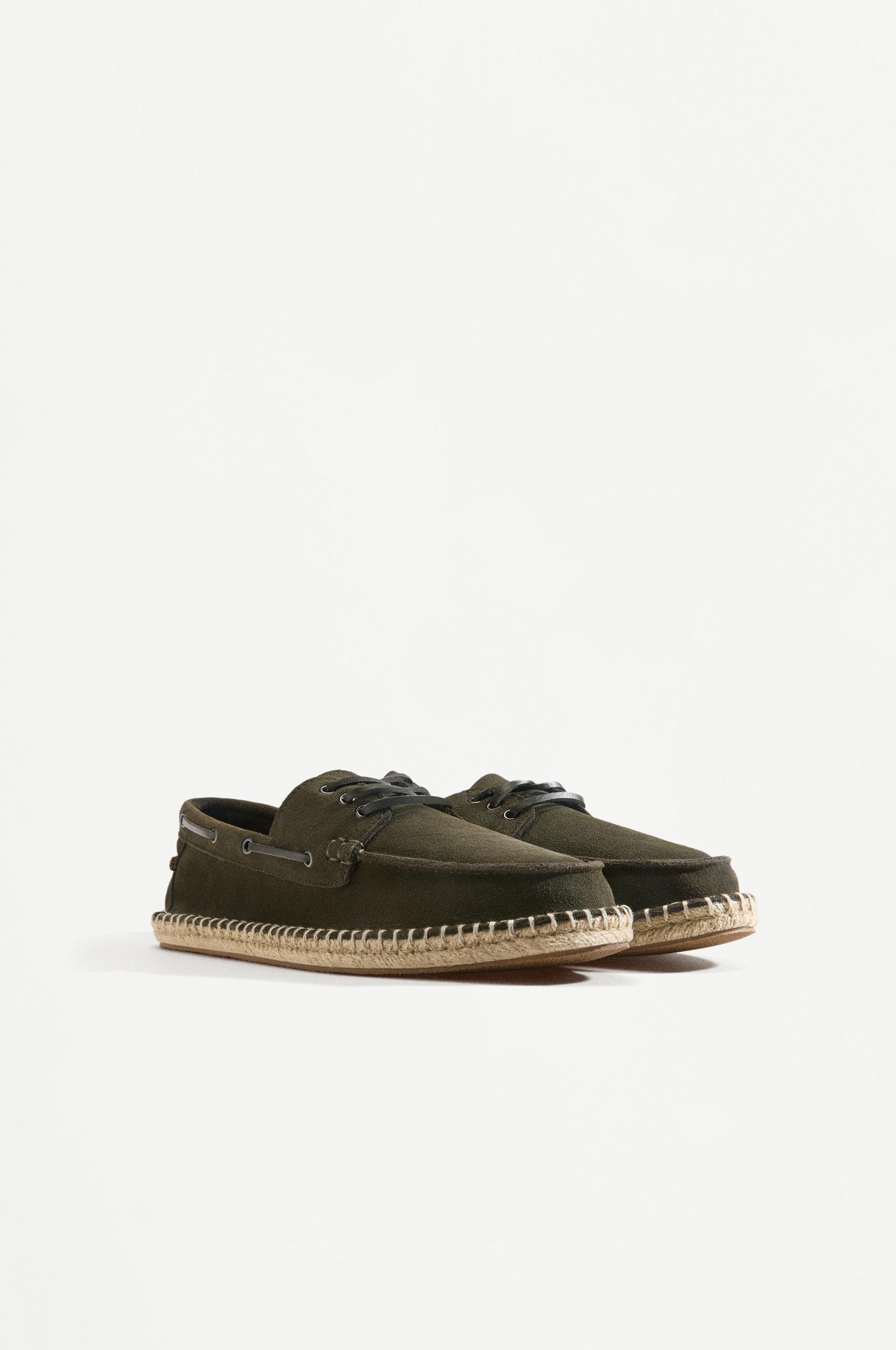 Leather boat shoe with jute effect — KHAKI