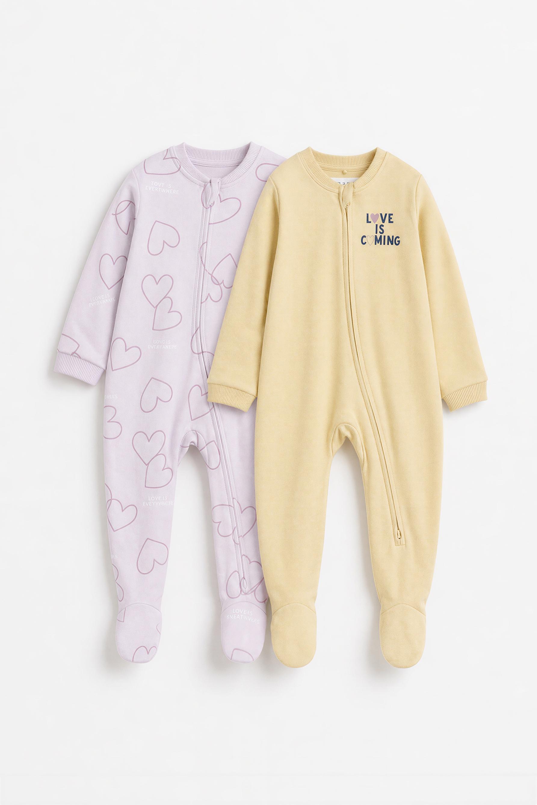 Pack 2 pijamas corazones enteros