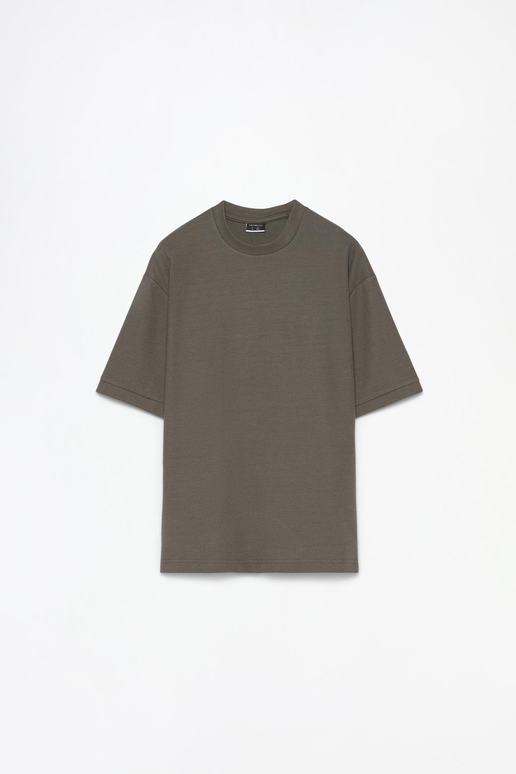 Basic textured T-shirt