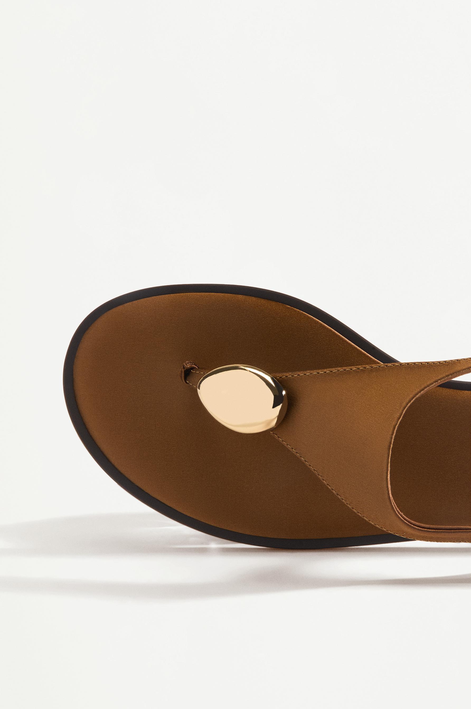 Beaded flat slider sandals — 1-108