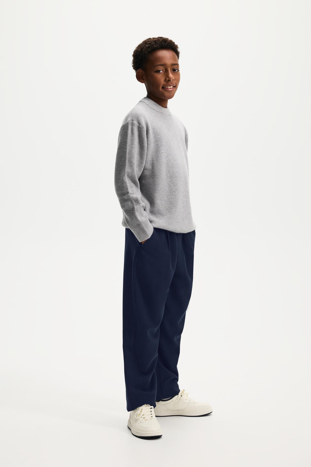Tailored fit trousers — NAVY
