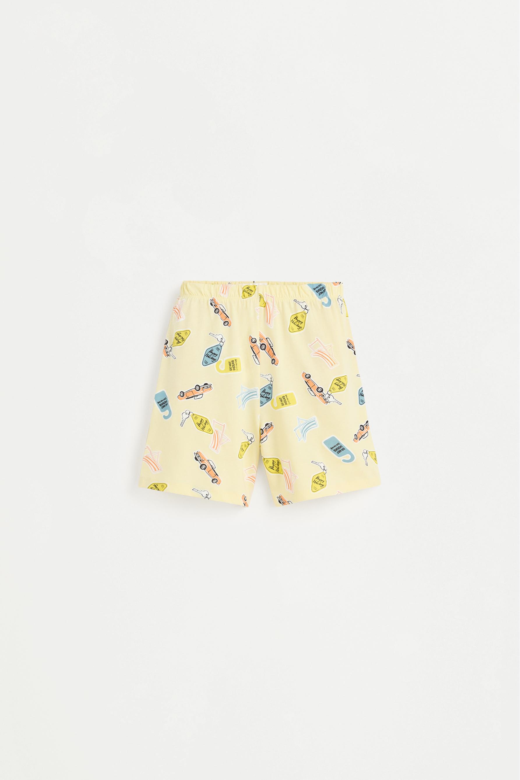 Short printed pyjamas with slogan — PASTEL YELLOW