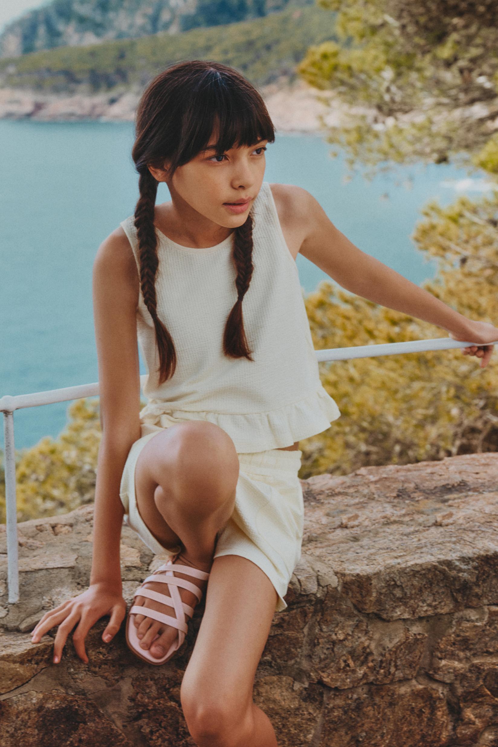 Strappy sandals — ORANGE