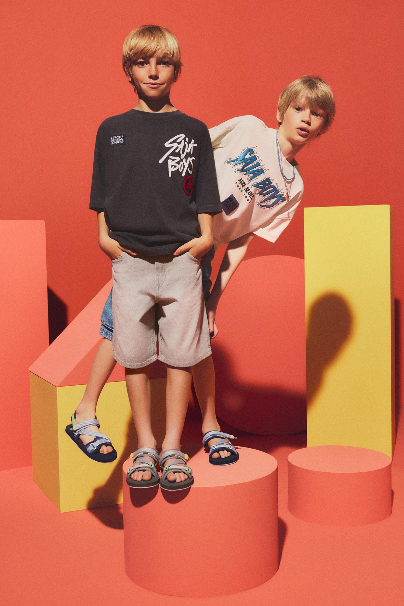 Saja Boys K-Pop Demon Hunters™/© Netflix T-shirt — BLACK