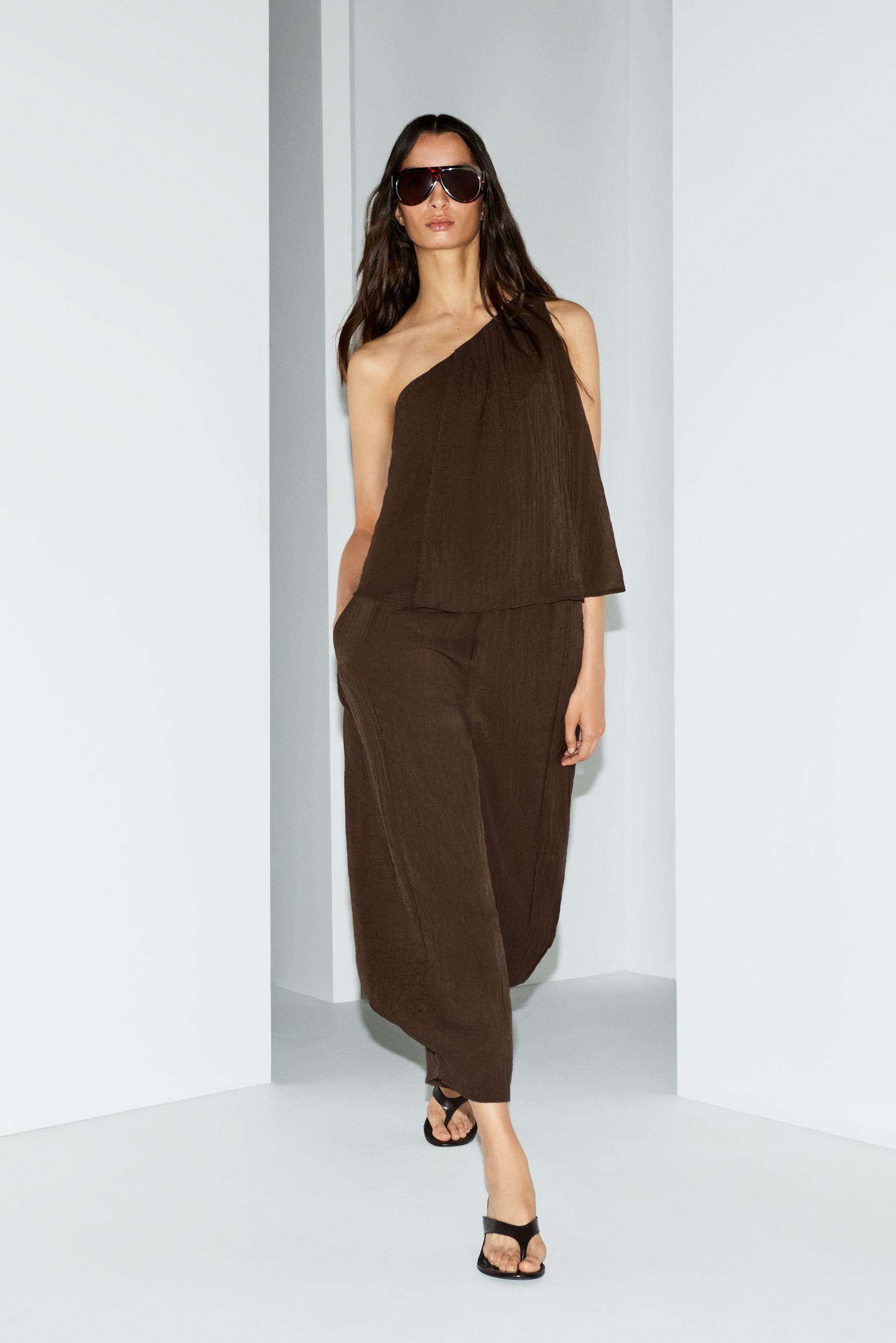 Asymmetric top — BROWN